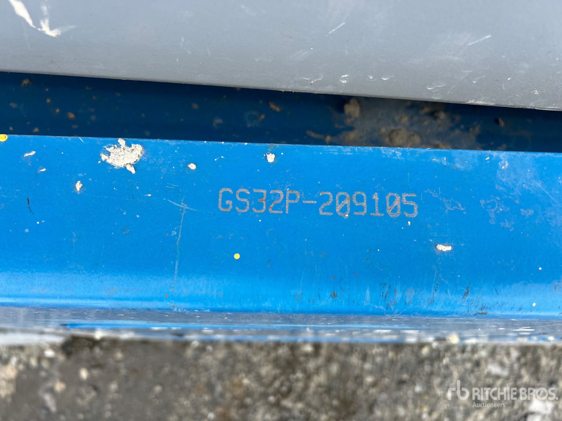 General Appearance with Seriennummer / FIN