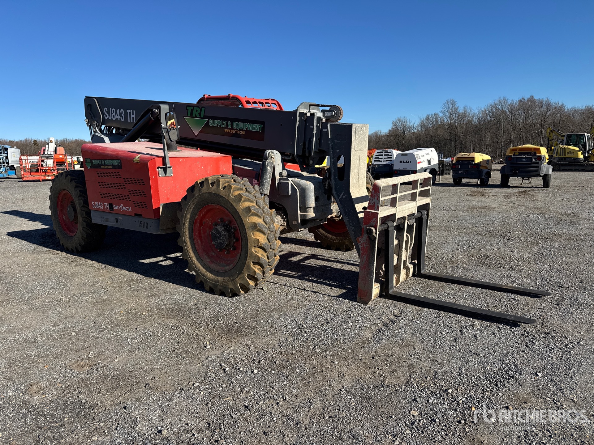 General Appearance with Foto, angolo anteriore destro