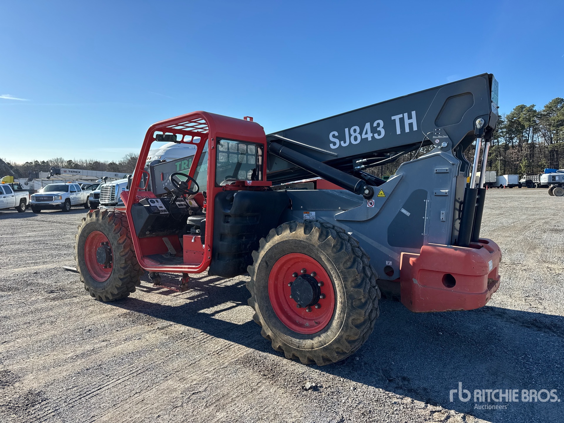 General Appearance with Foto, angolo posteriore sinistro