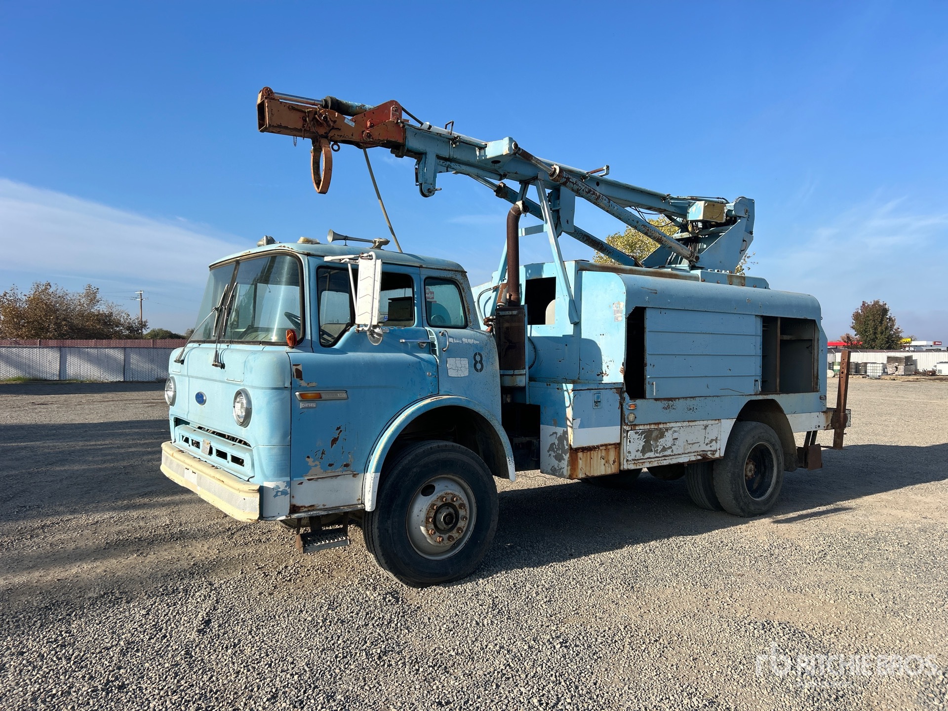 General Appearance with Featured Photo