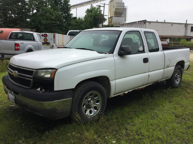 2006 Chevrolet Silverado 1500 Extended Cab Pickup 2006 Chevrolet Silverado 1500 Extended Cab Pickup