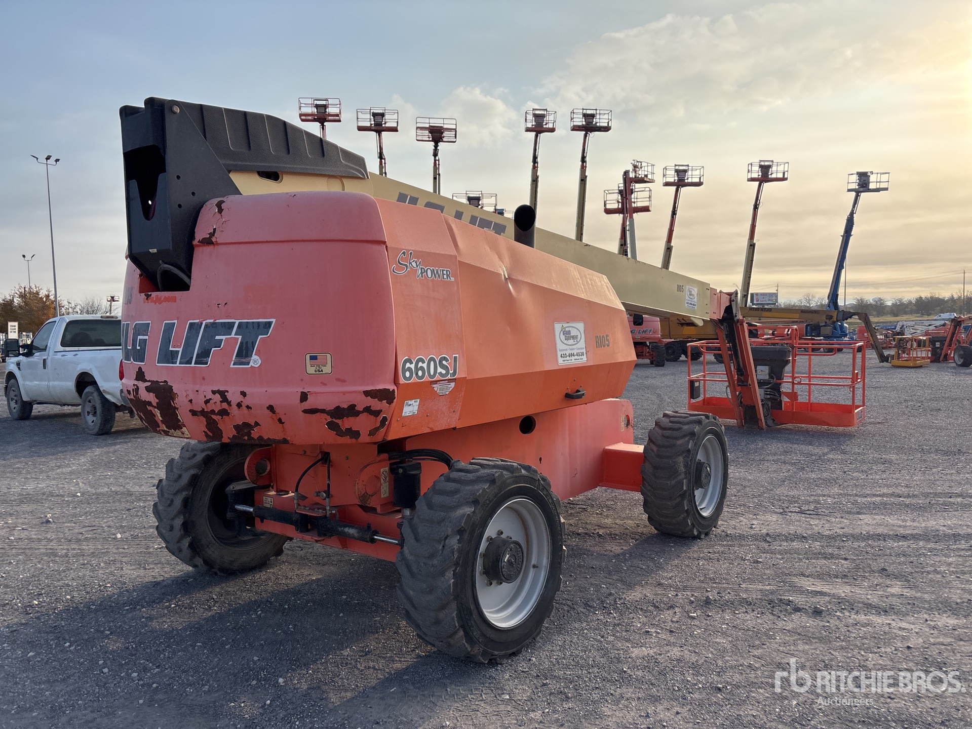 General Appearance with Picture, Right Rear Corner