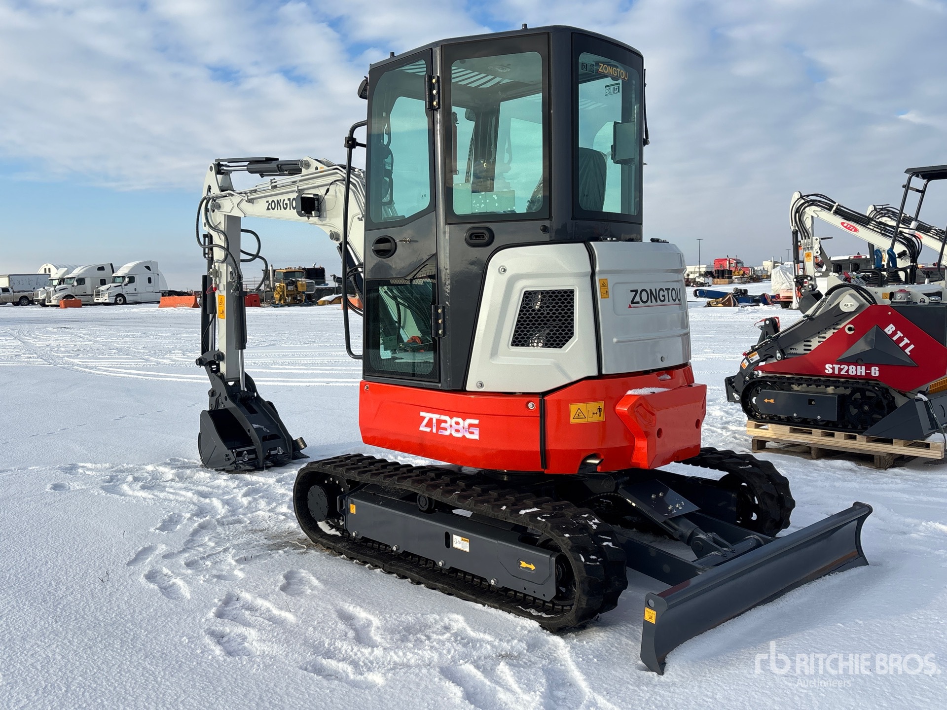 General Appearance with Picture, Left Rear Corner