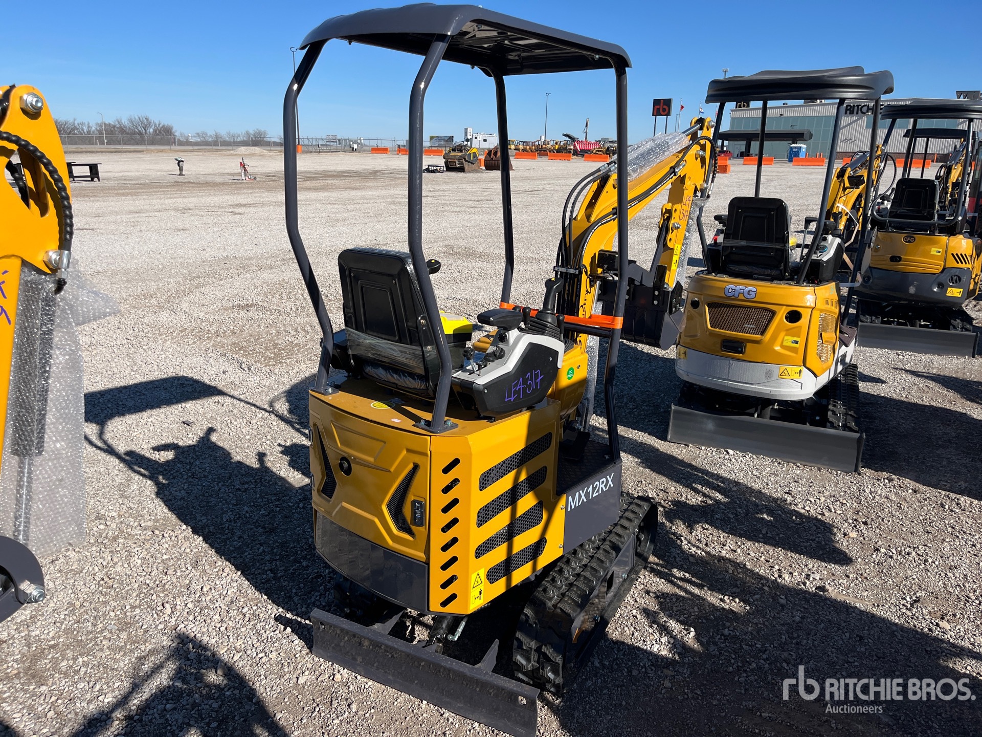 General Appearance with Picture, Right Rear Corner