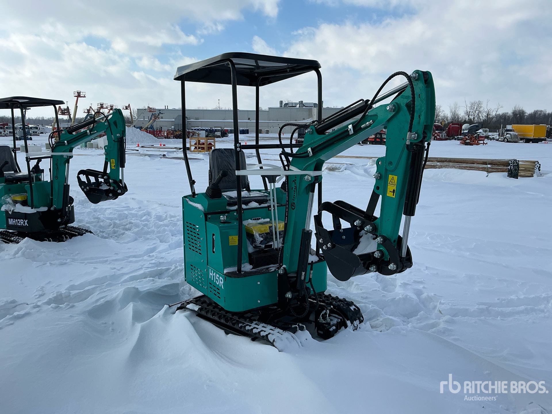 General Appearance with Picture, Right Front Corner