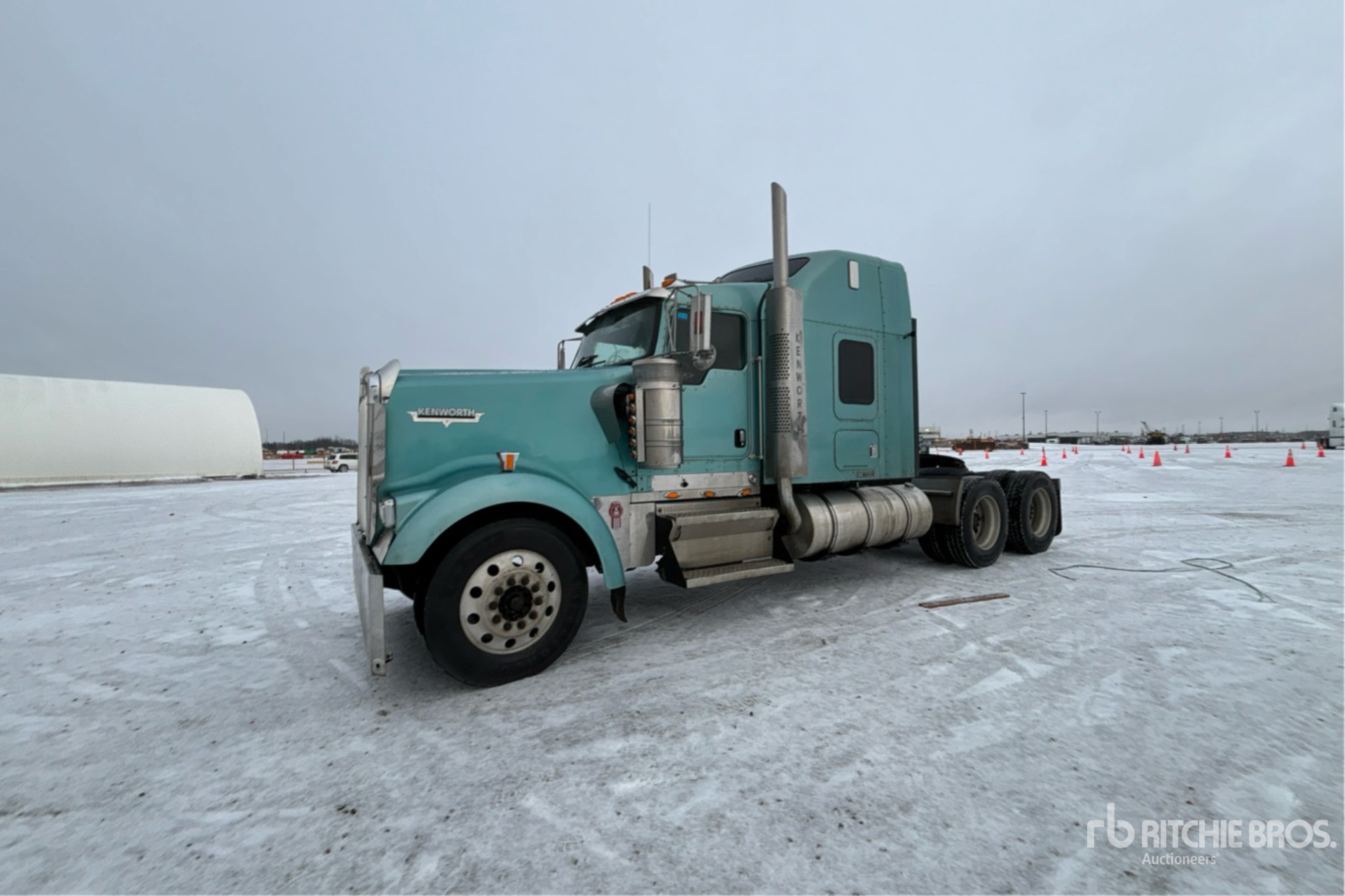 General Appearance with Imagen: esquina delantera izquierda