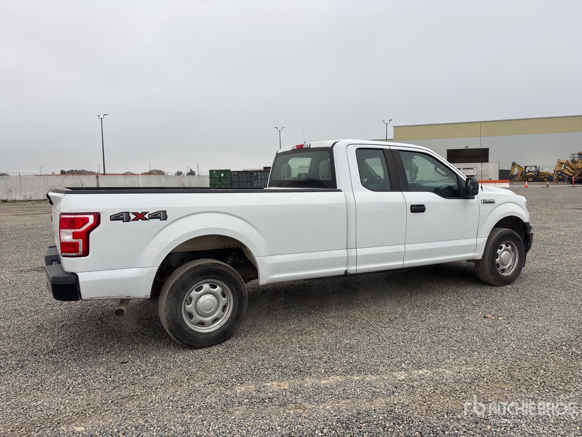 General Appearance with Imagen: esquina trasera derecha