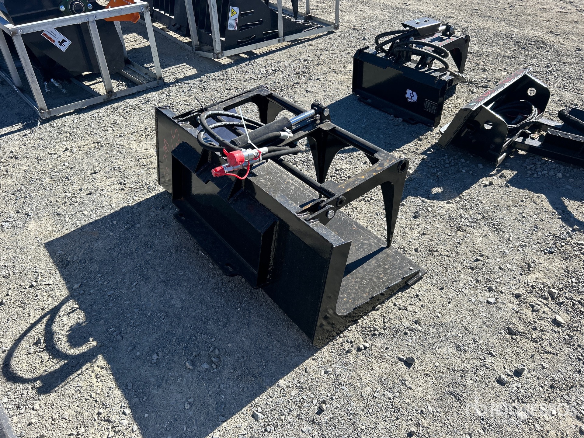 Aspect général with Image, coin arrière droit