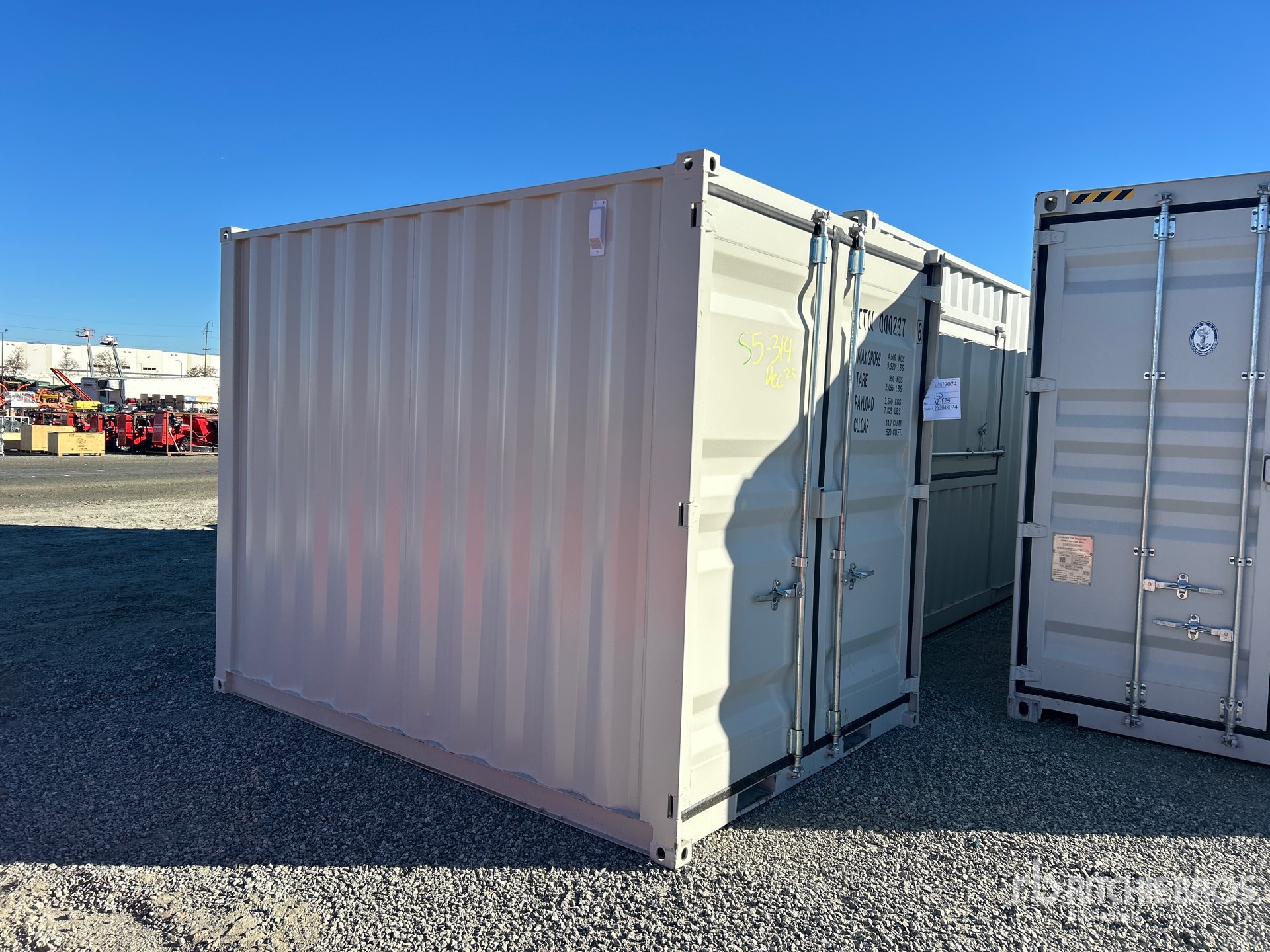 General Appearance with Picture, Right Front Corner