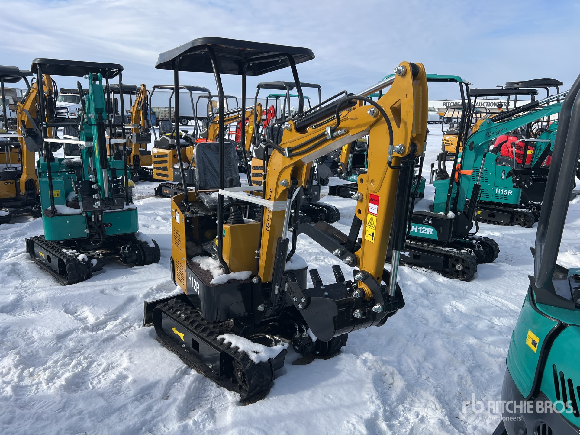 General Appearance with Bild, Ecke vorne rechts