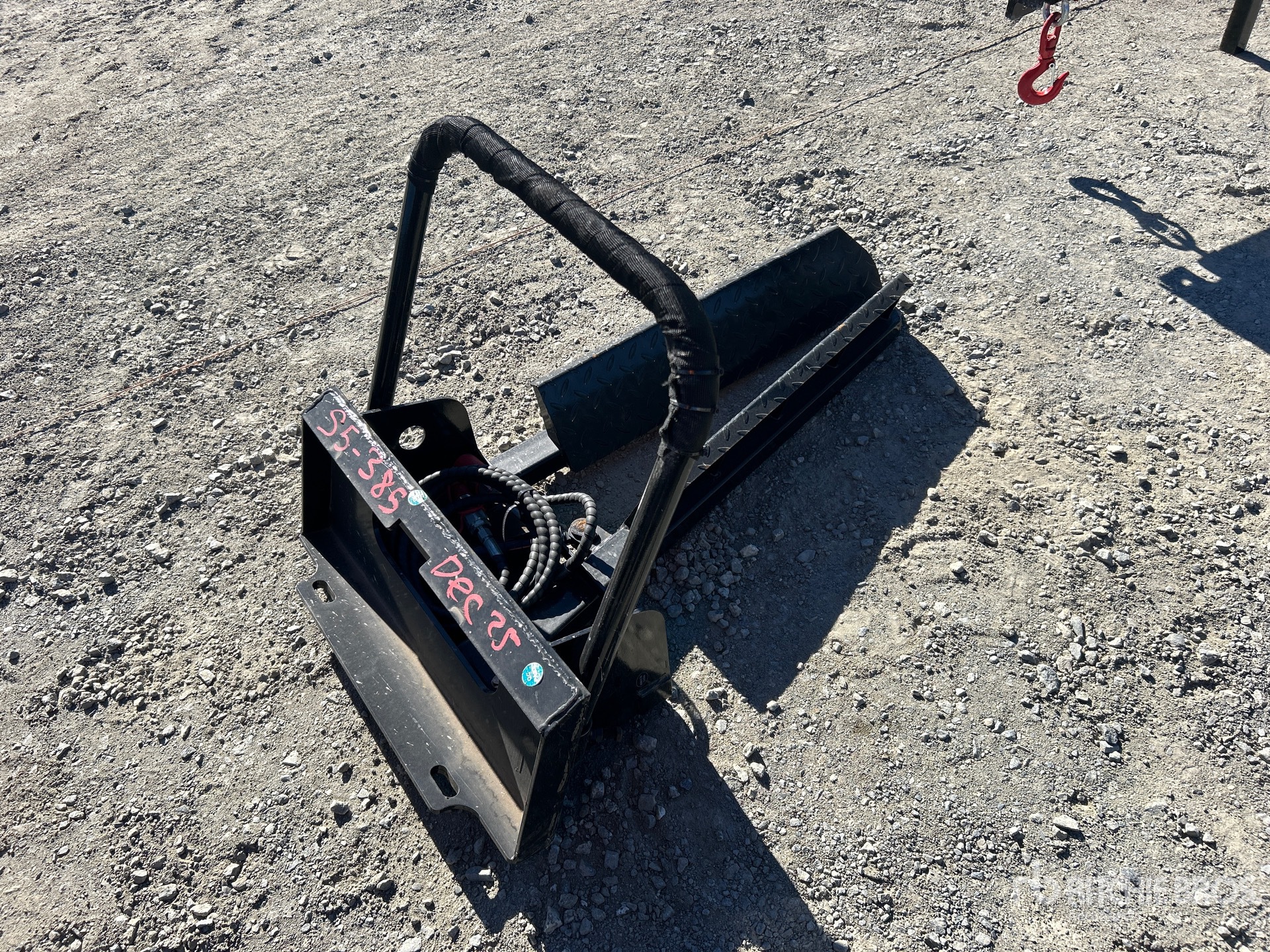 Aspect général with Image, coin arrière droit