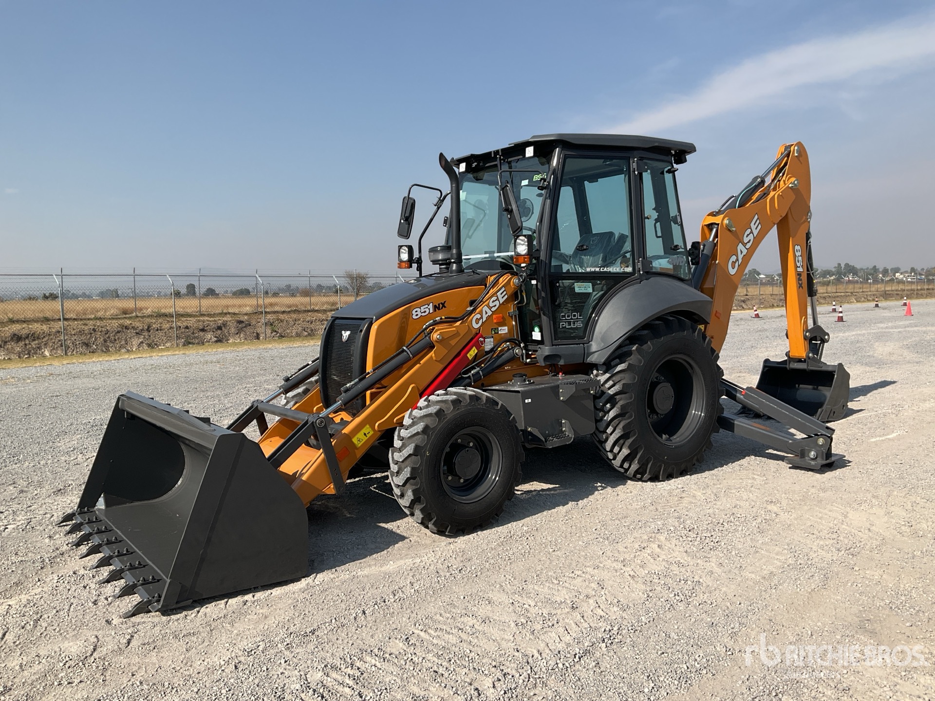 General Appearance with Image, coin avant gauche