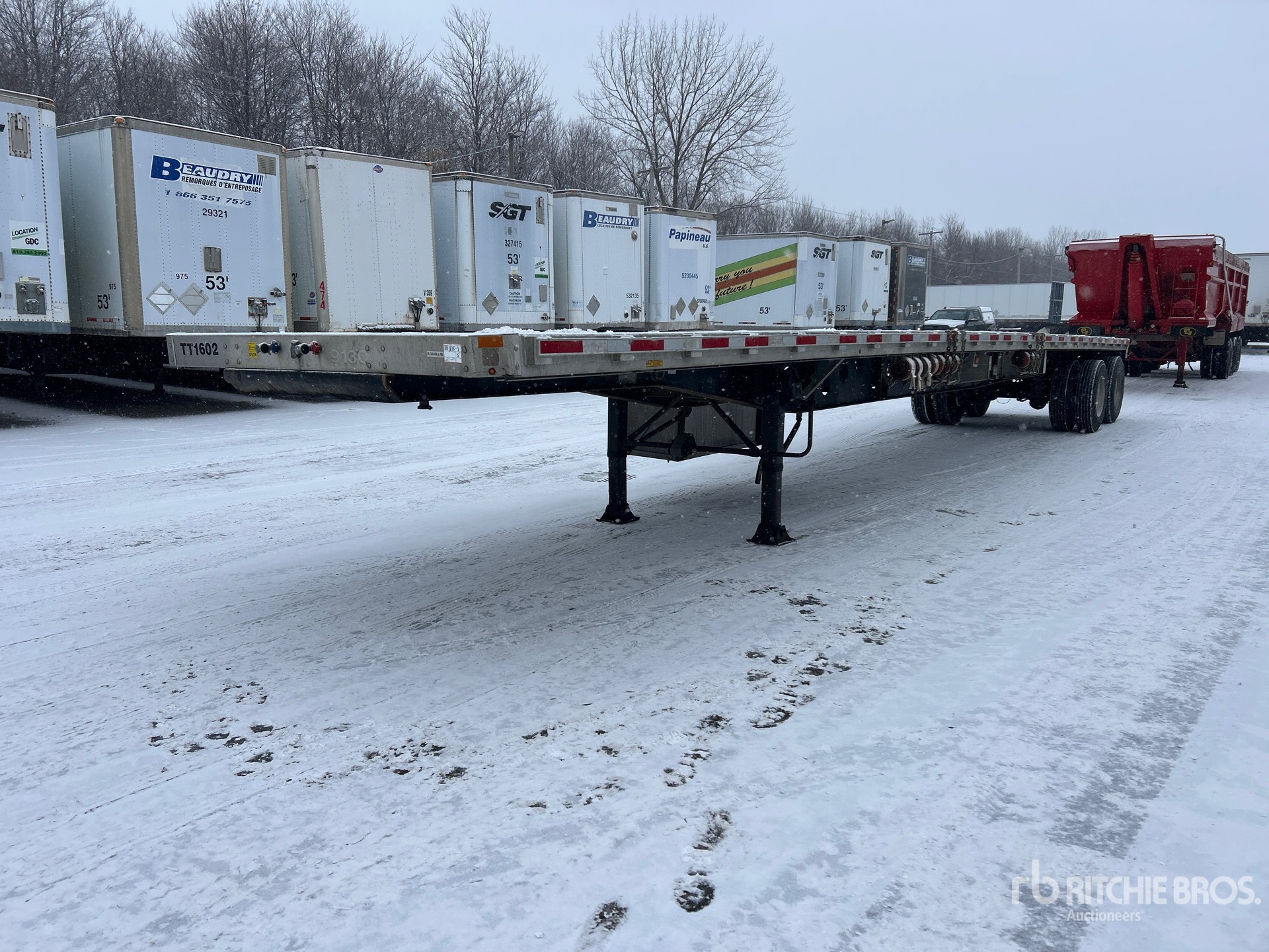 General Appearance with Bild, Ecke vorne links