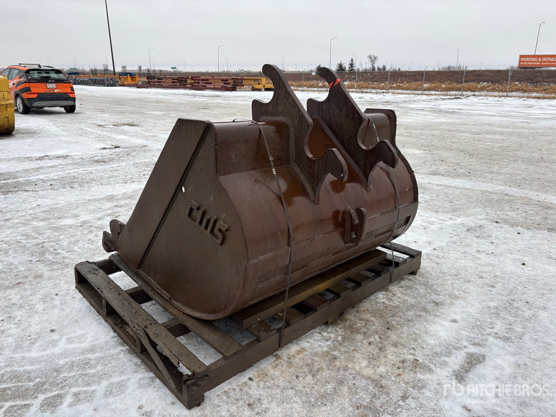 General Appearance with Picture, Left Rear Corner