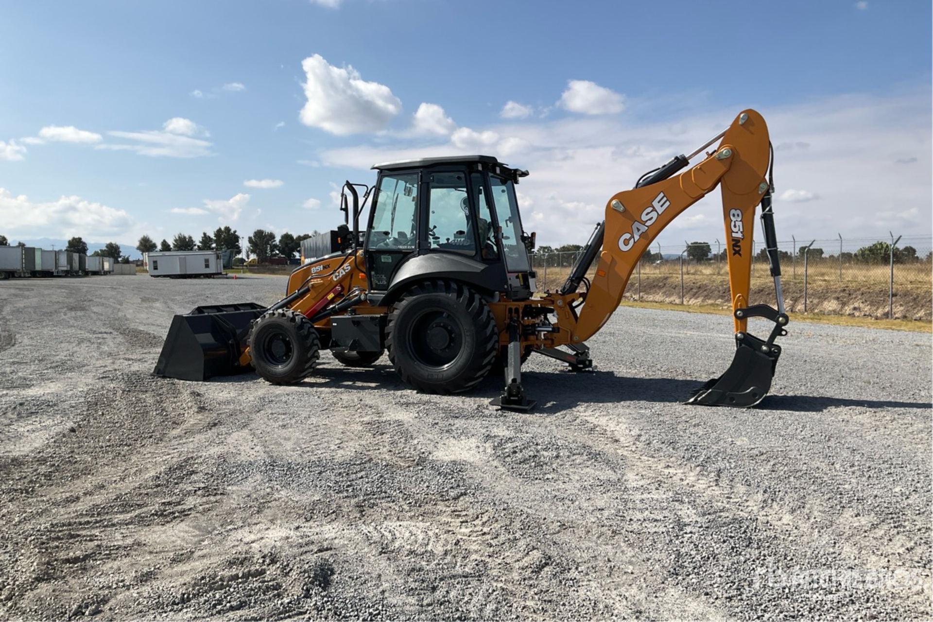 General Appearance with Foto, angolo posteriore sinistro