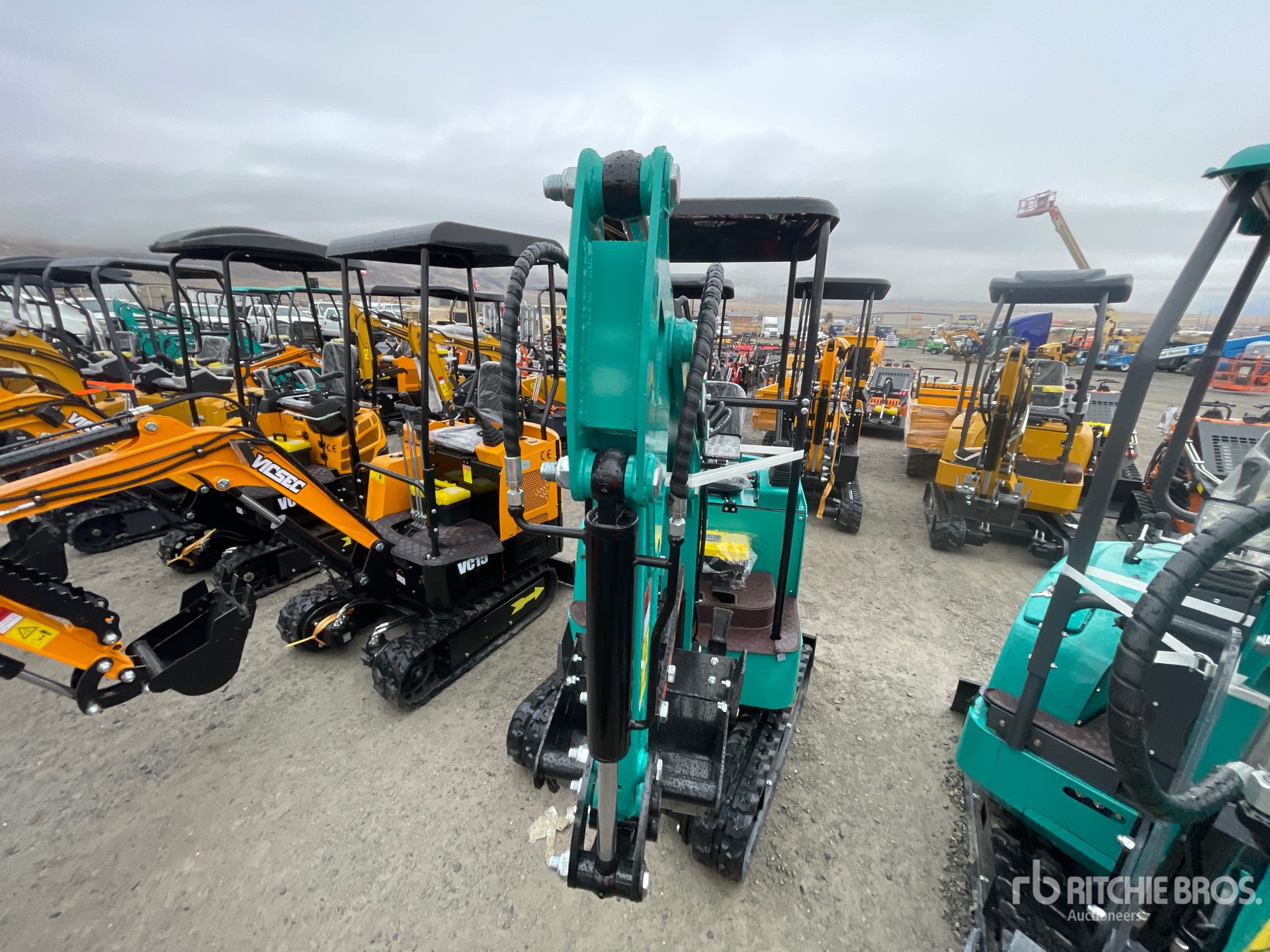 General Appearance with Picture, Left Front Corner