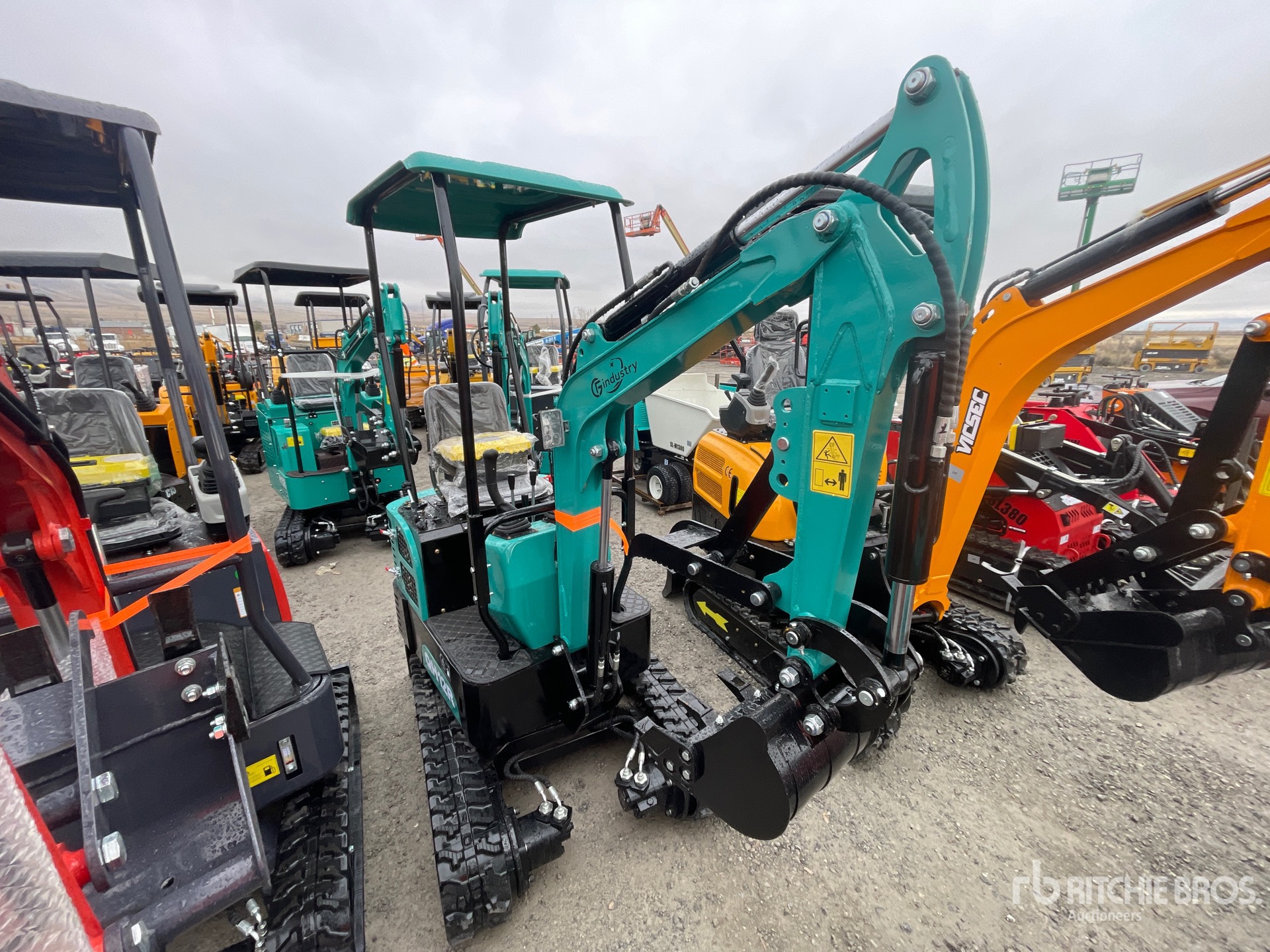 General Appearance with Picture, Right Front Corner