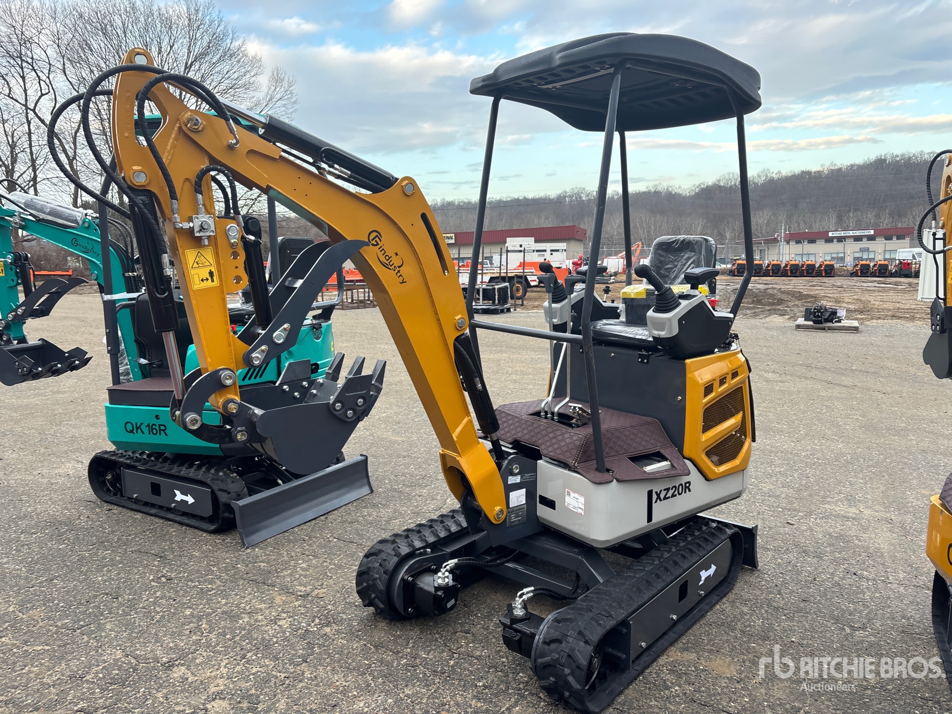 General Appearance with Featured Photo