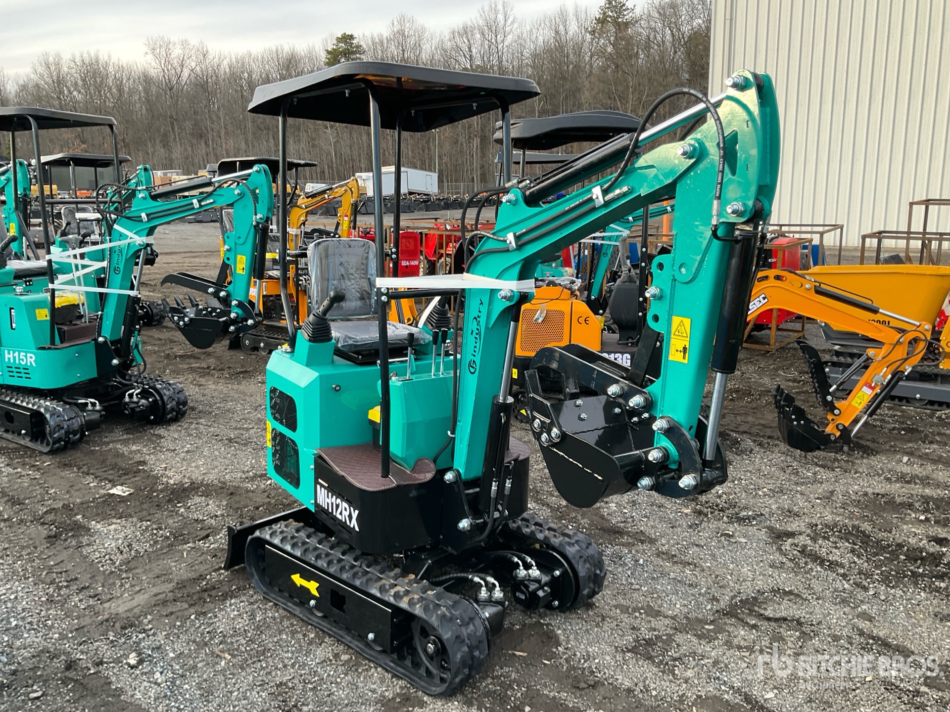 General Appearance with Picture, Right Front Corner