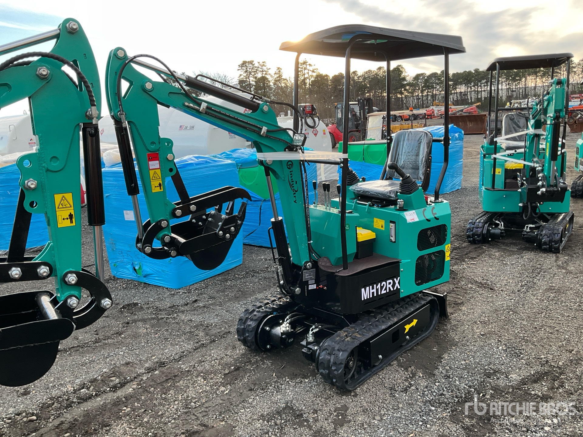 General Appearance with Picture, Left Front Corner