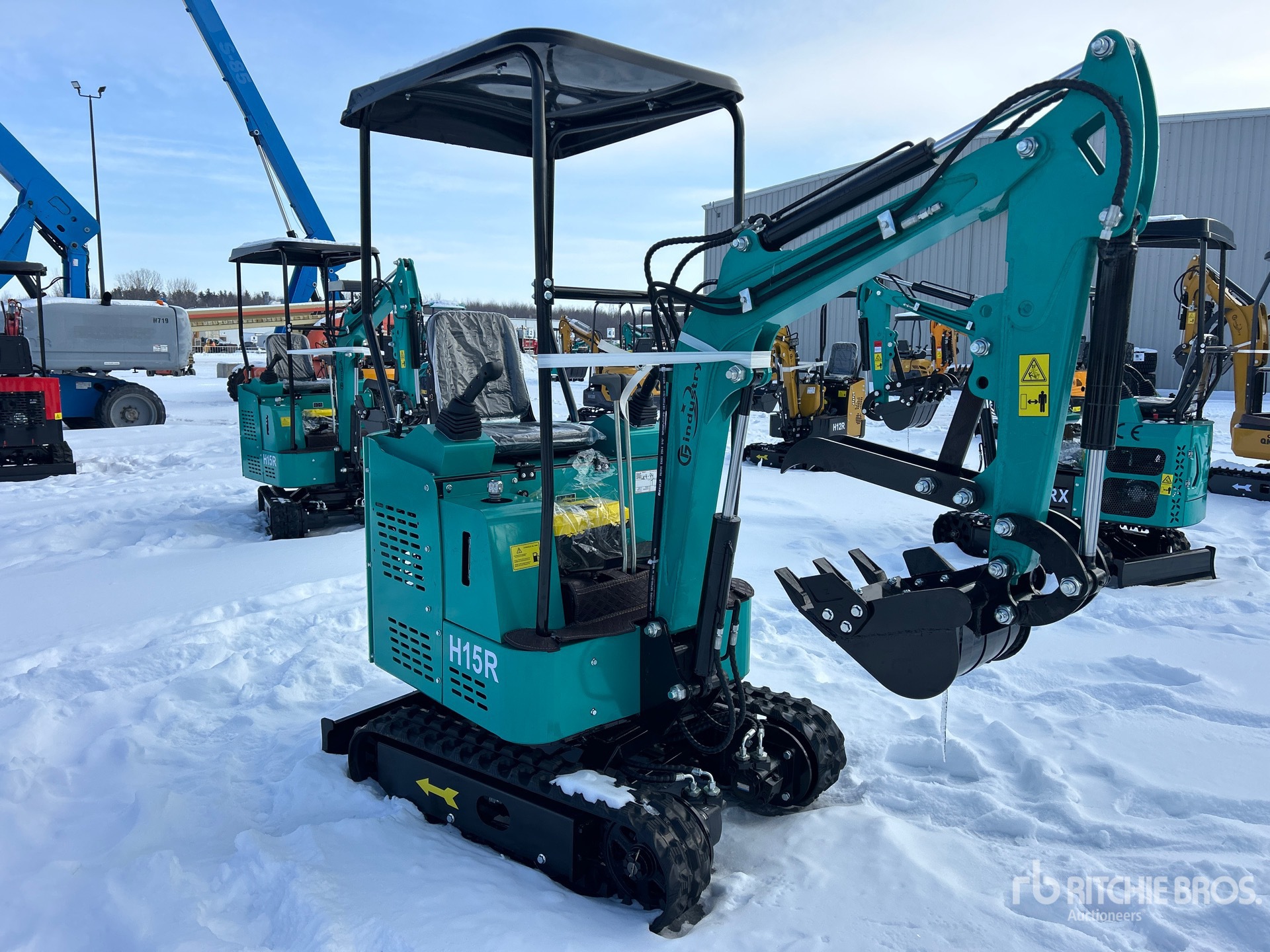 General Appearance with Picture, Right Front Corner