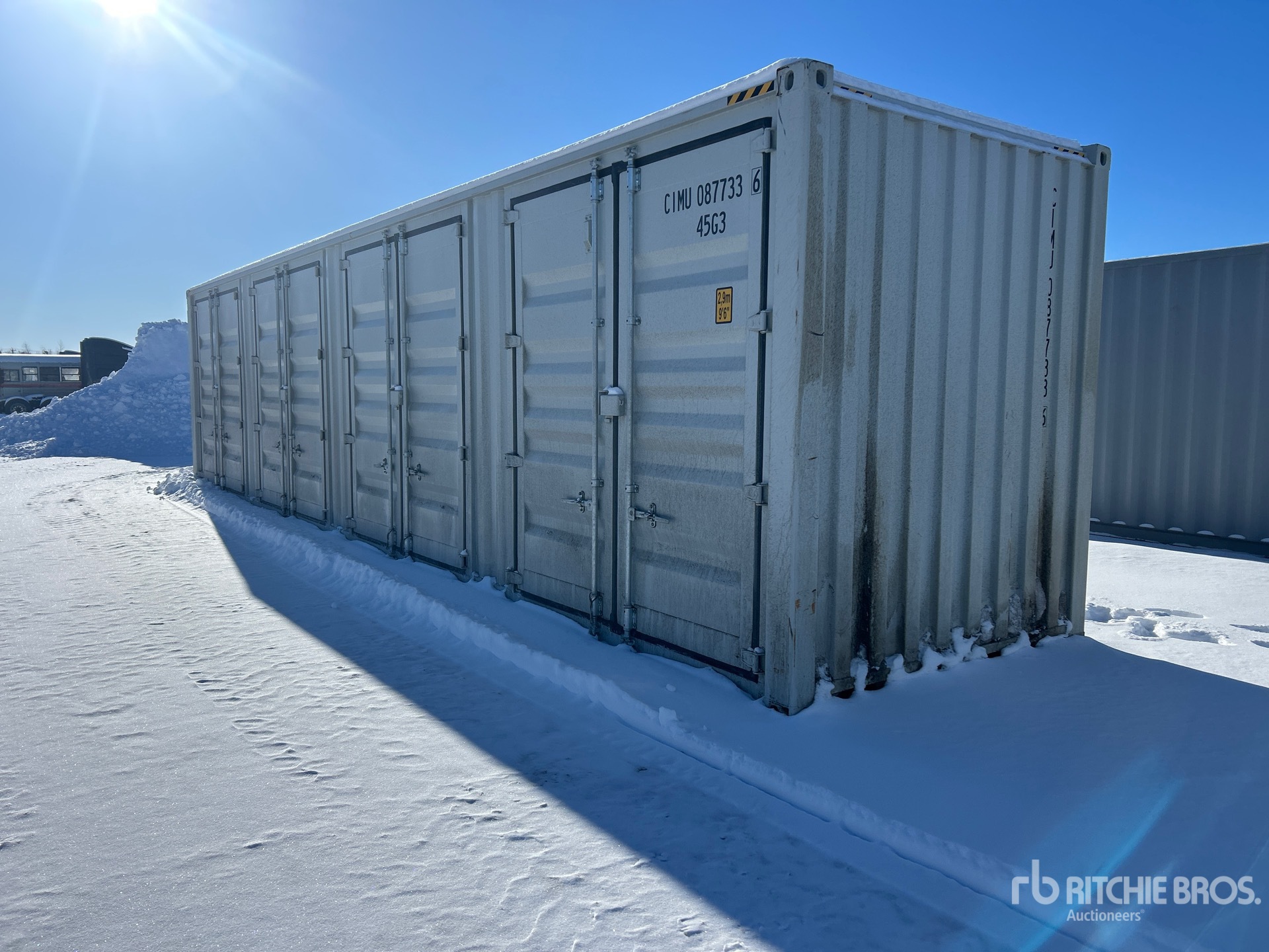 General Appearance with Bild, Ecke hinten links