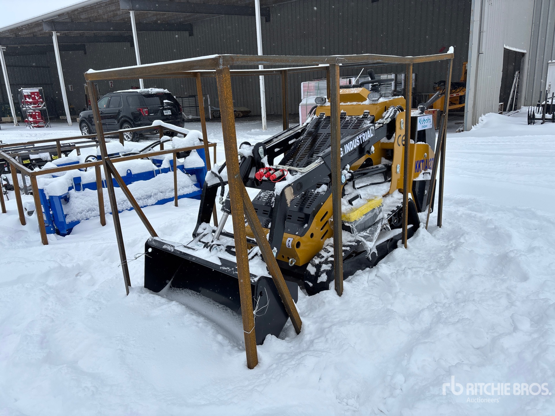 General Appearance with Bild, Ecke vorne links