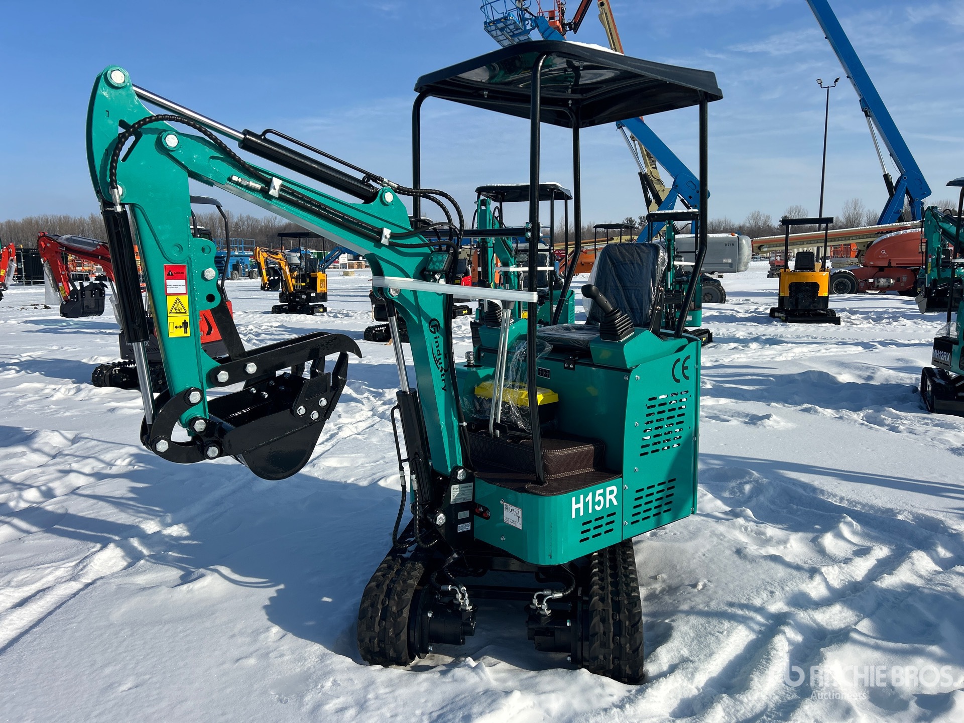 General Appearance with Picture, Left Front Corner