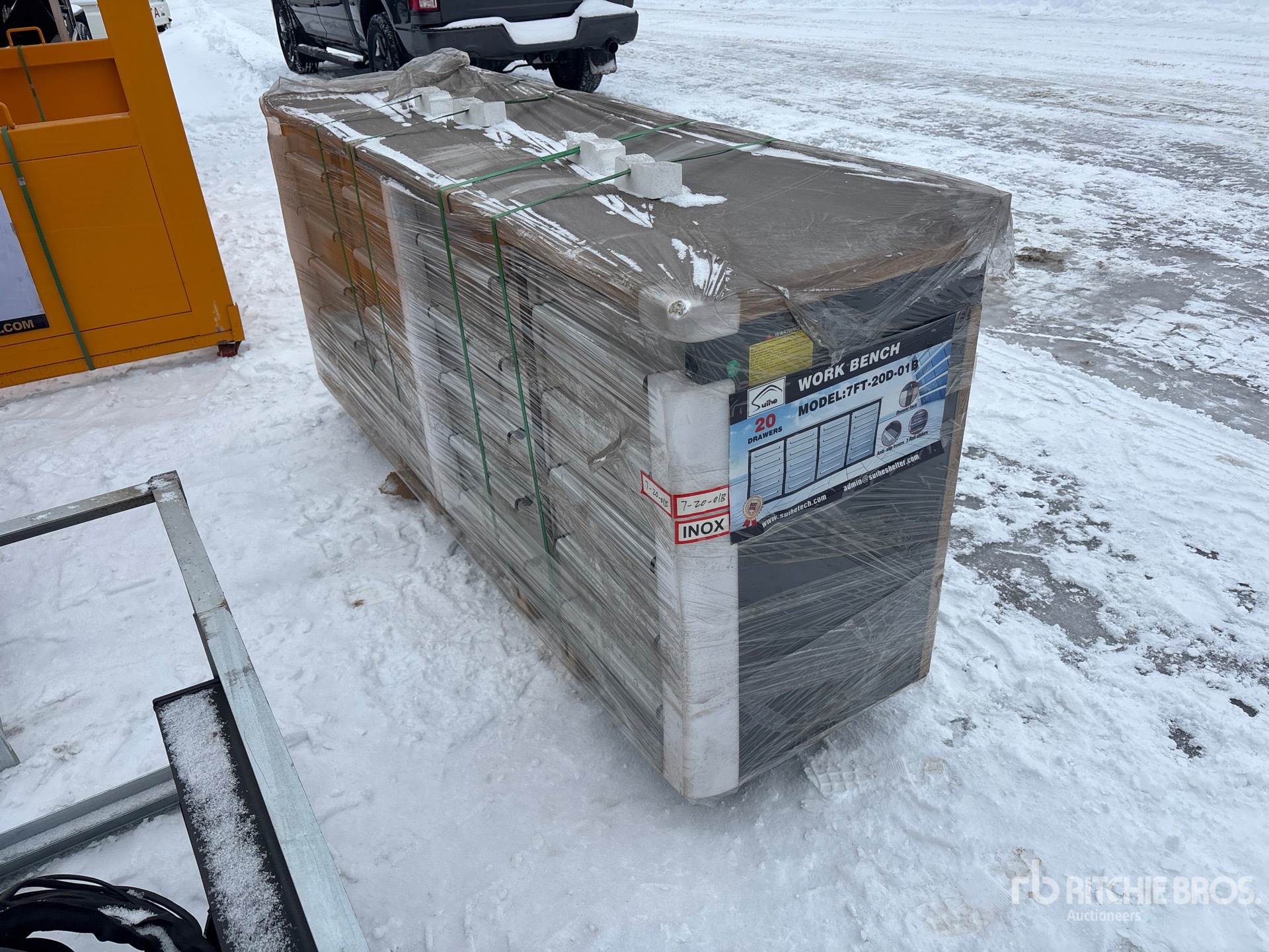 General Appearance with Picture, Right Front Corner