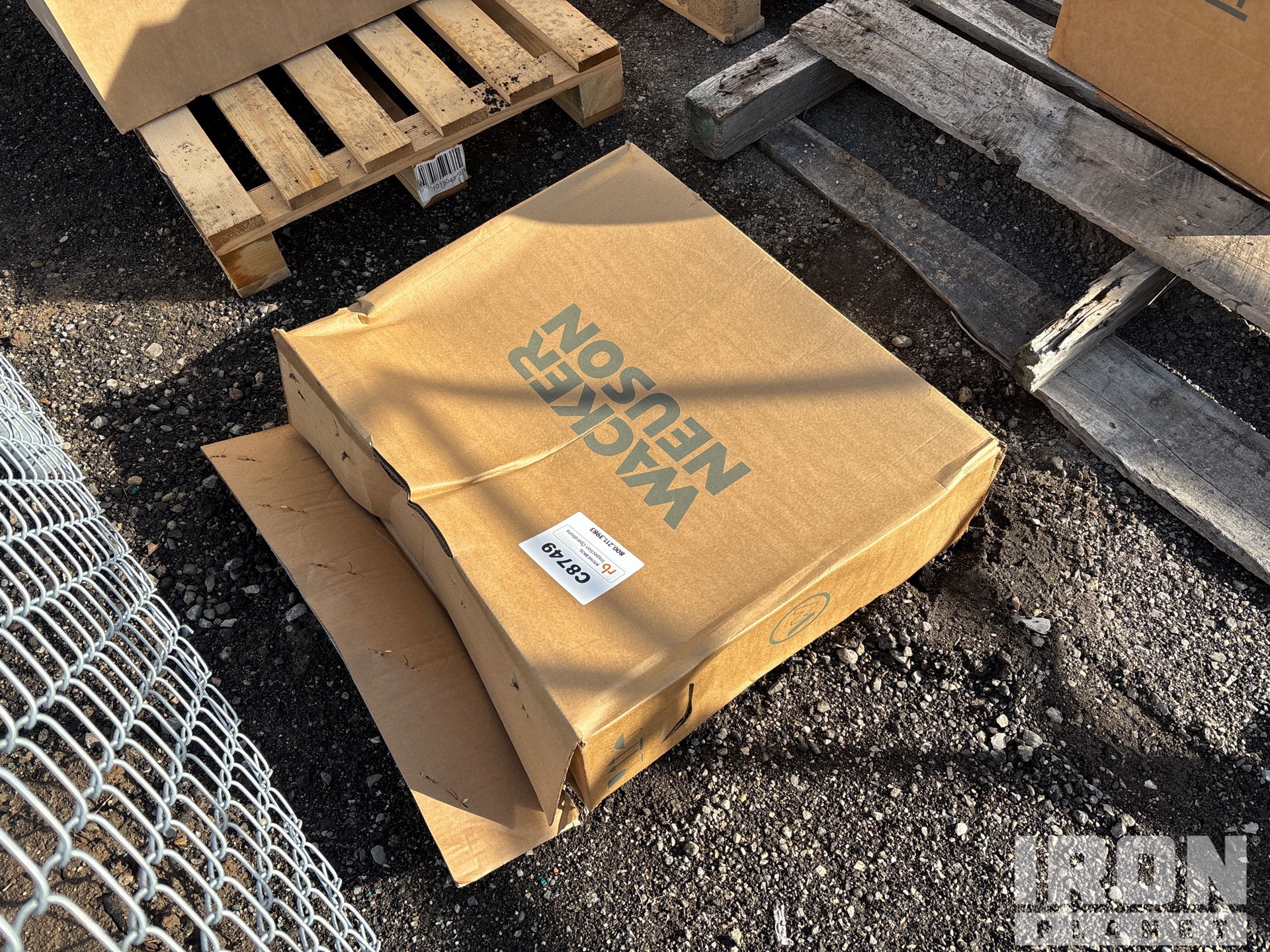 General Appearance with Foto, angolo anteriore sinistro