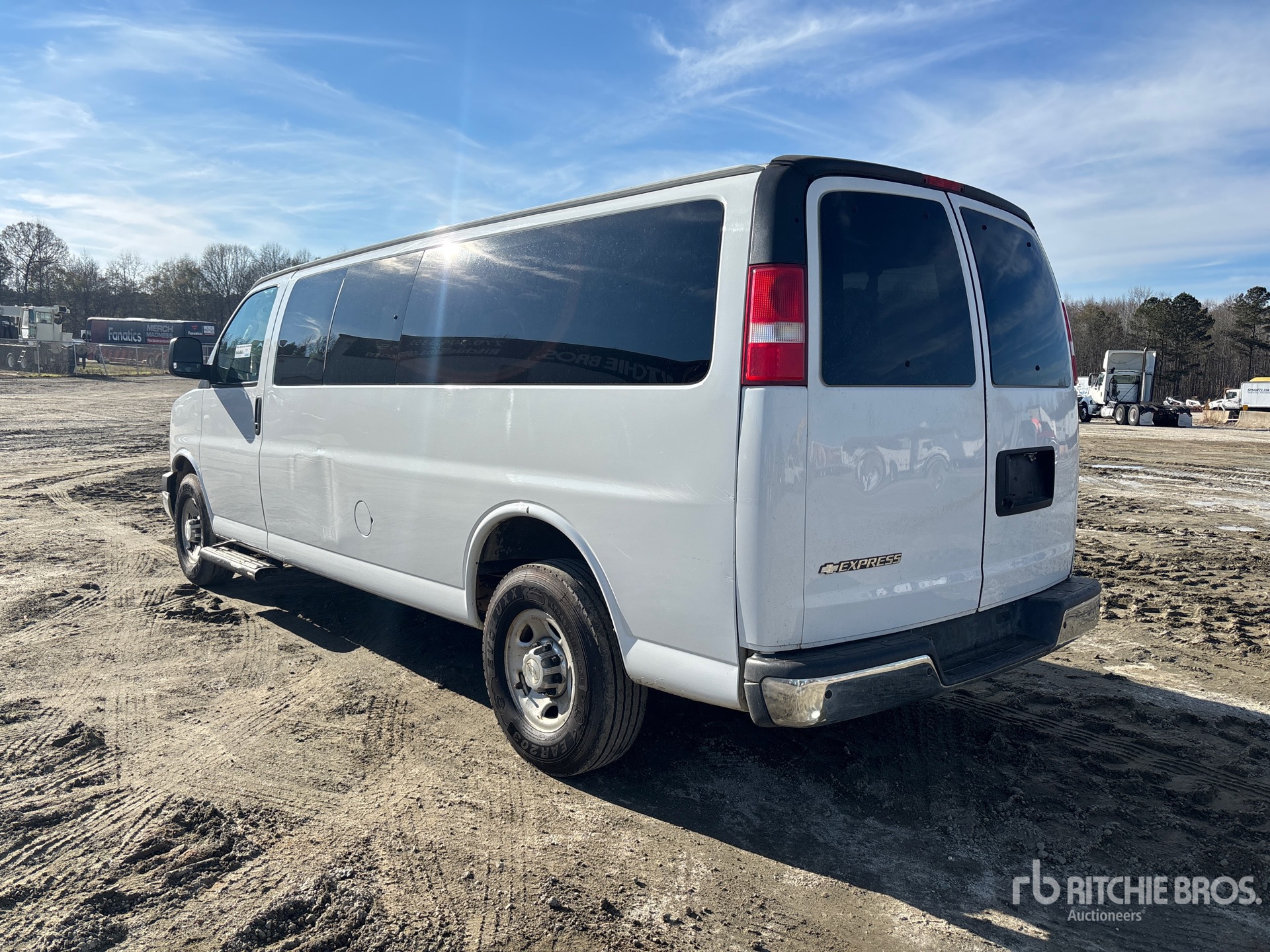 General Appearance with Imagen: esquina trasera izquierda