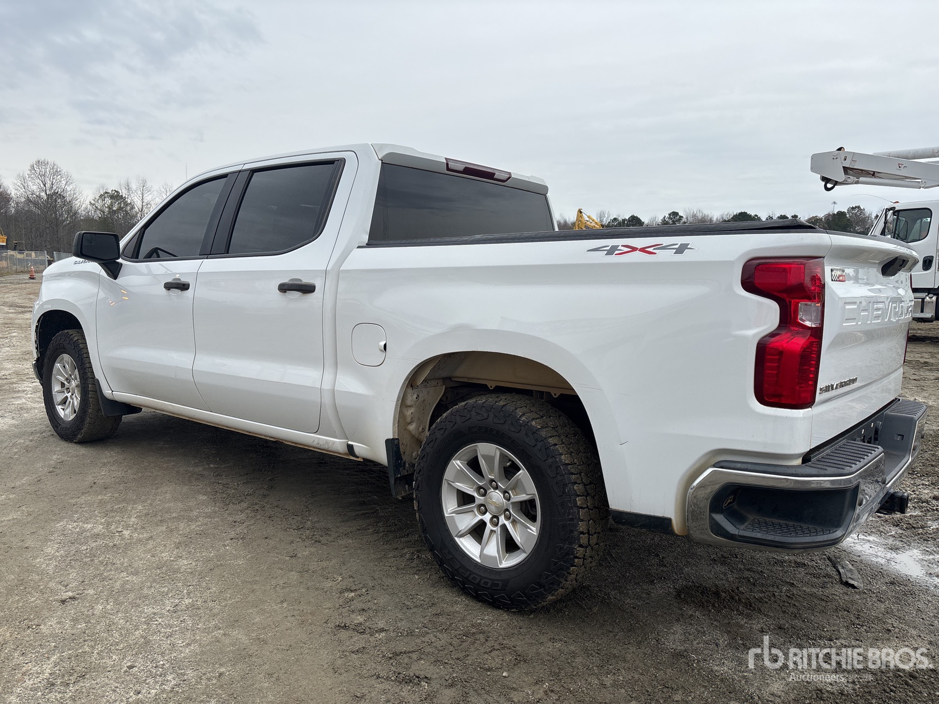 General Appearance with Imagen: esquina trasera izquierda