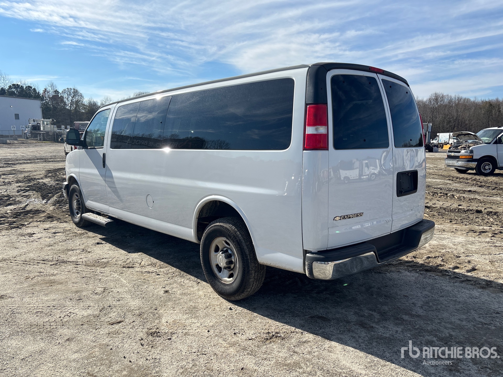 General Appearance with Imagen: esquina trasera izquierda