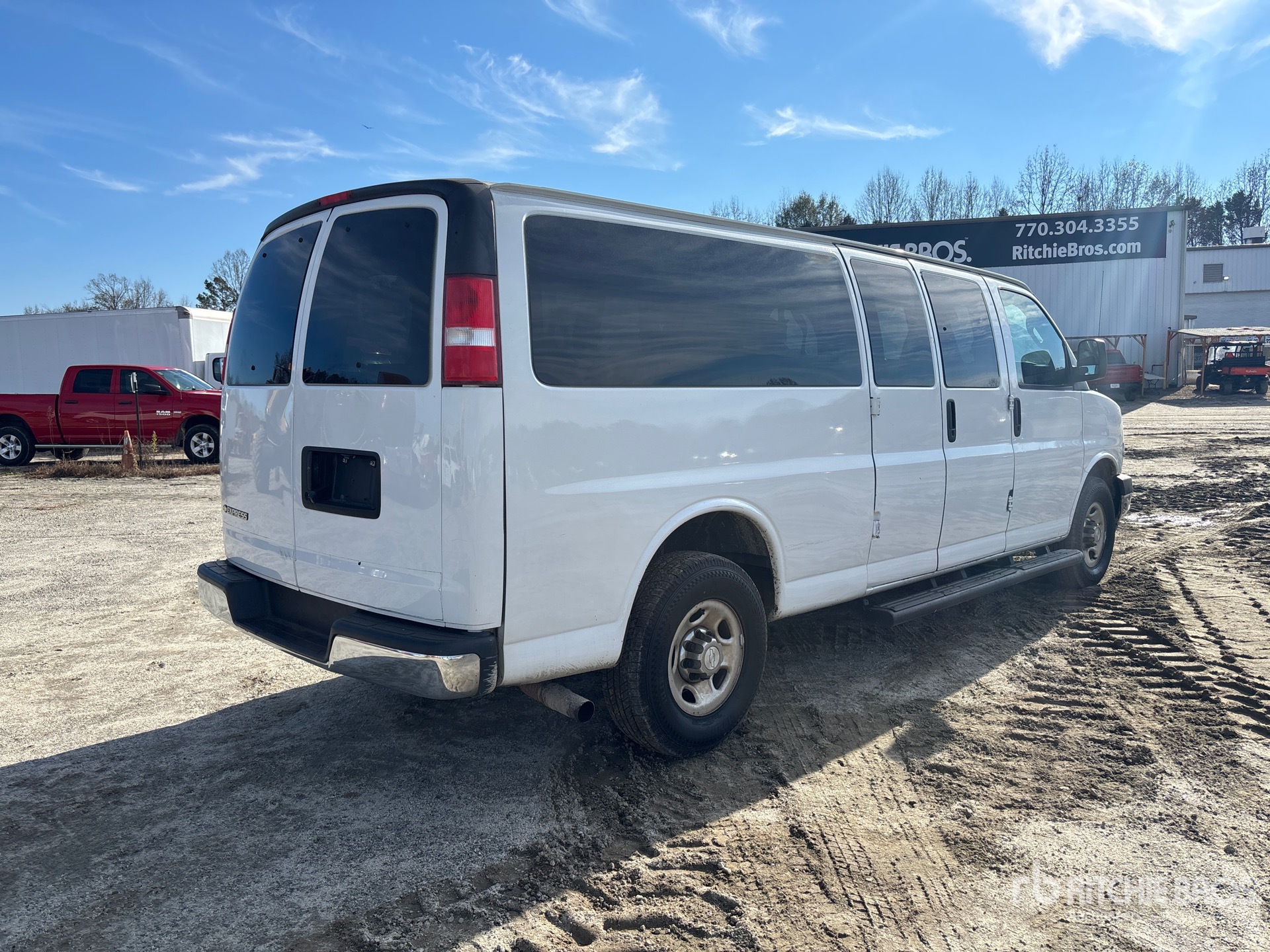 General Appearance with Imagen: esquina trasera derecha