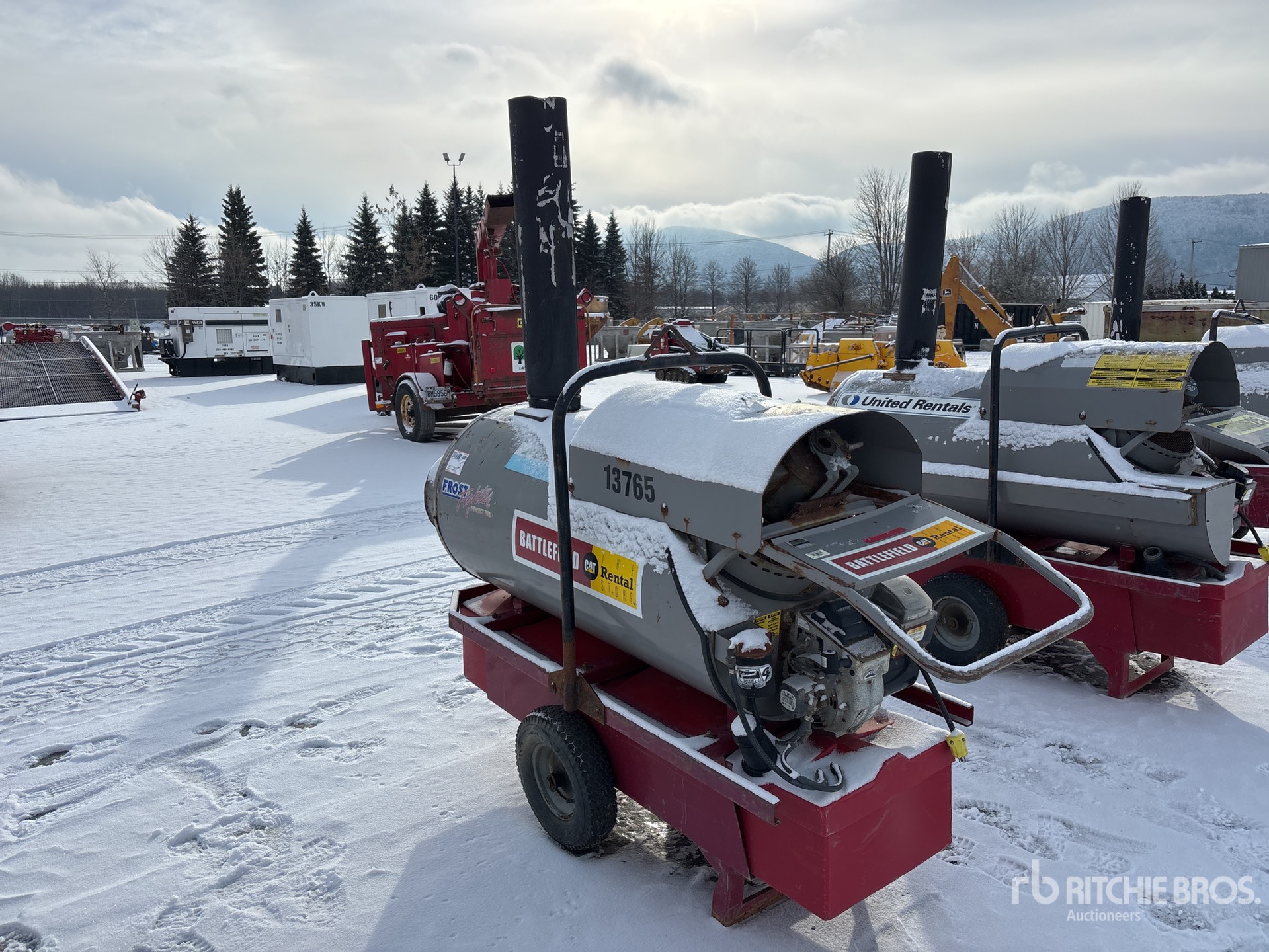 General Appearance with Picture, Left Front Corner