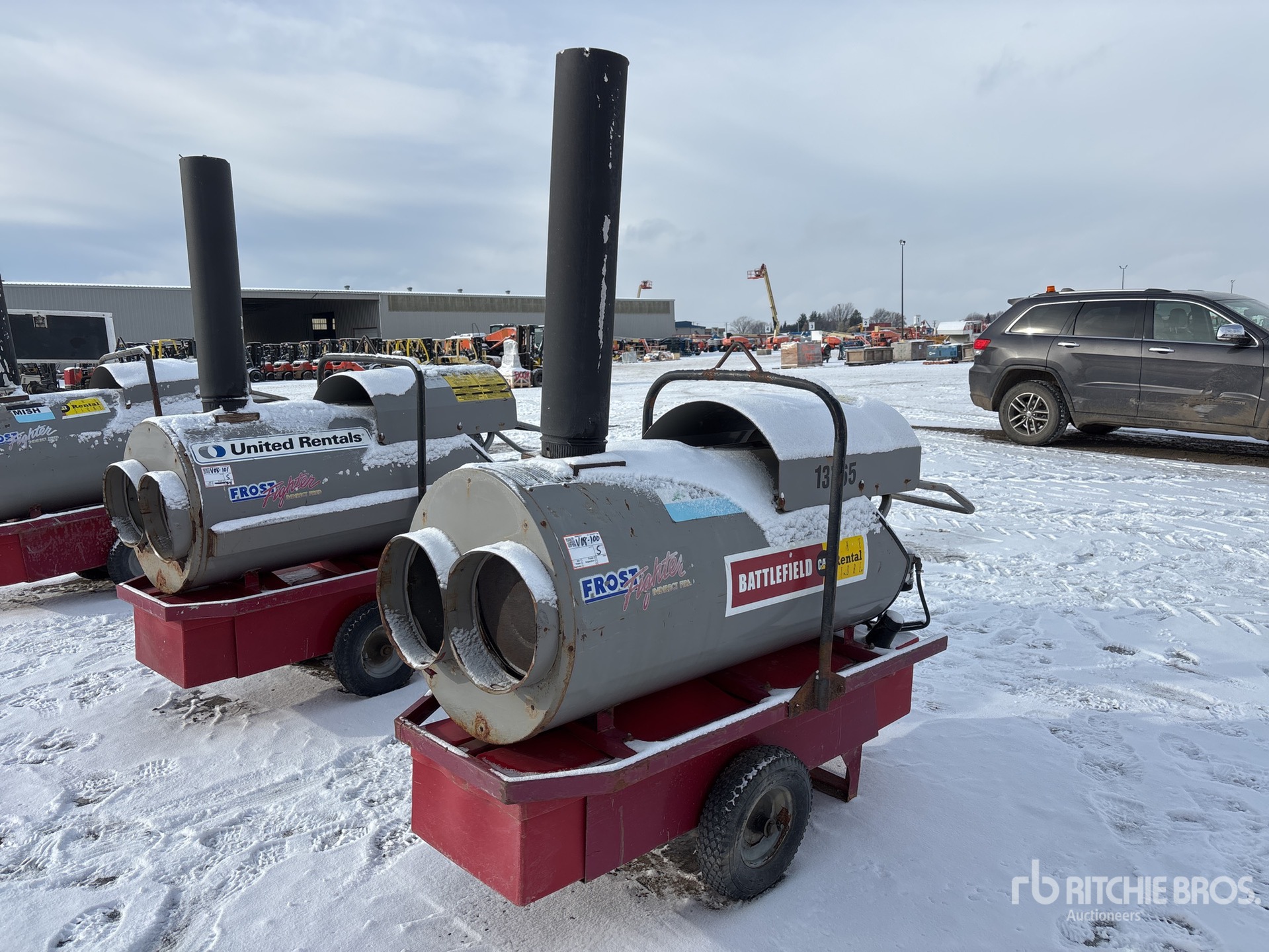 General Appearance with Picture, Right Front Corner