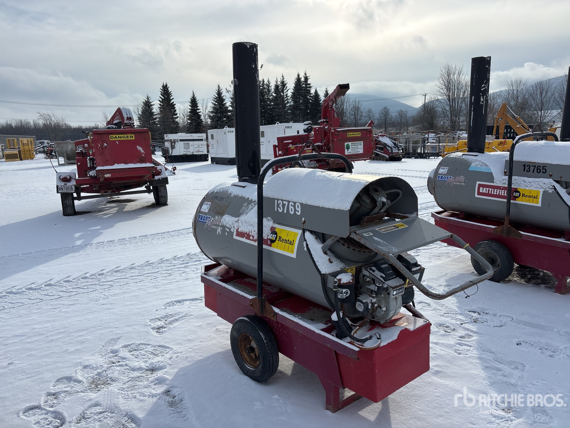 General Appearance with Picture, Left Front Corner