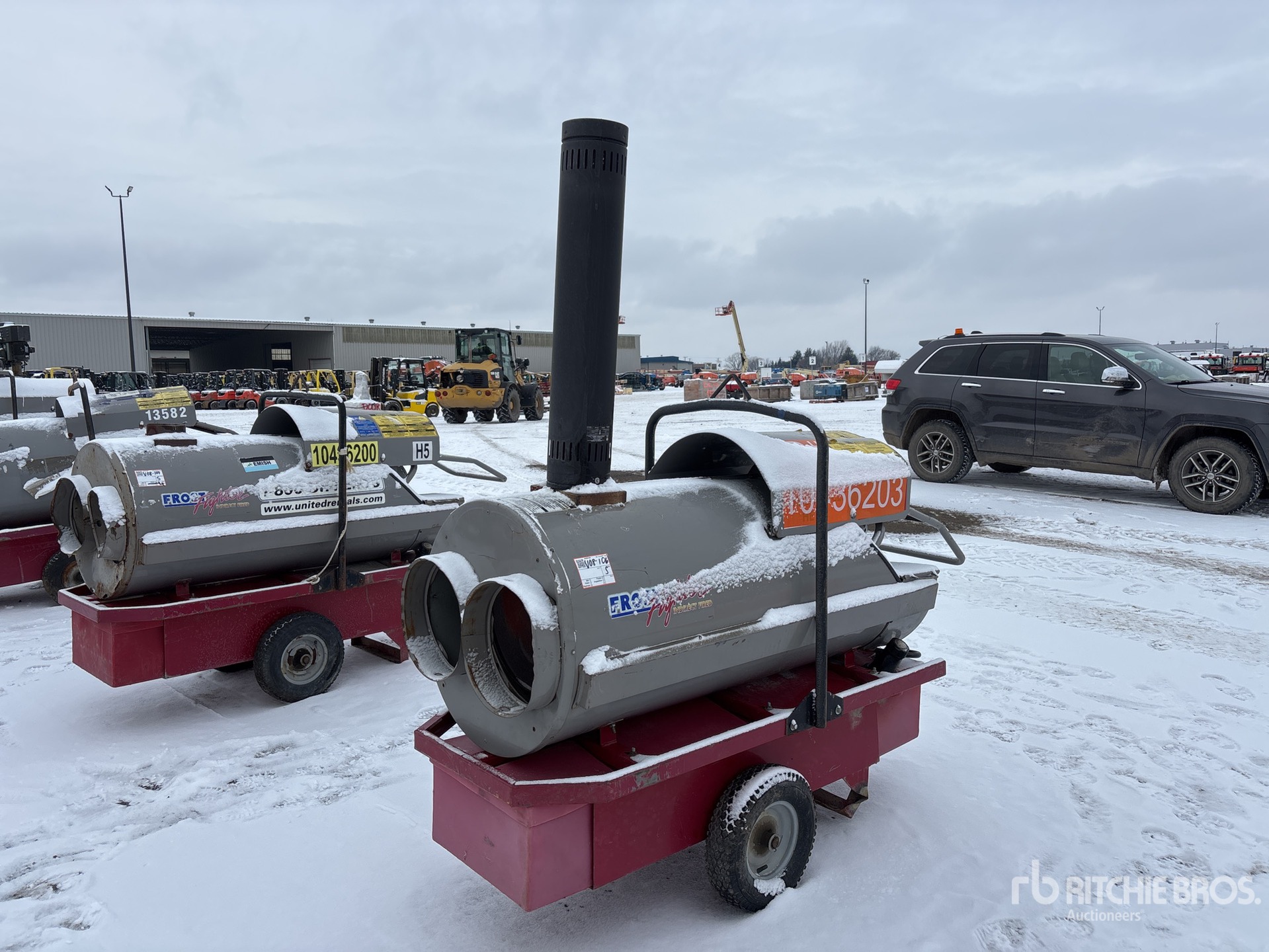 General Appearance with Picture, Right Front Corner