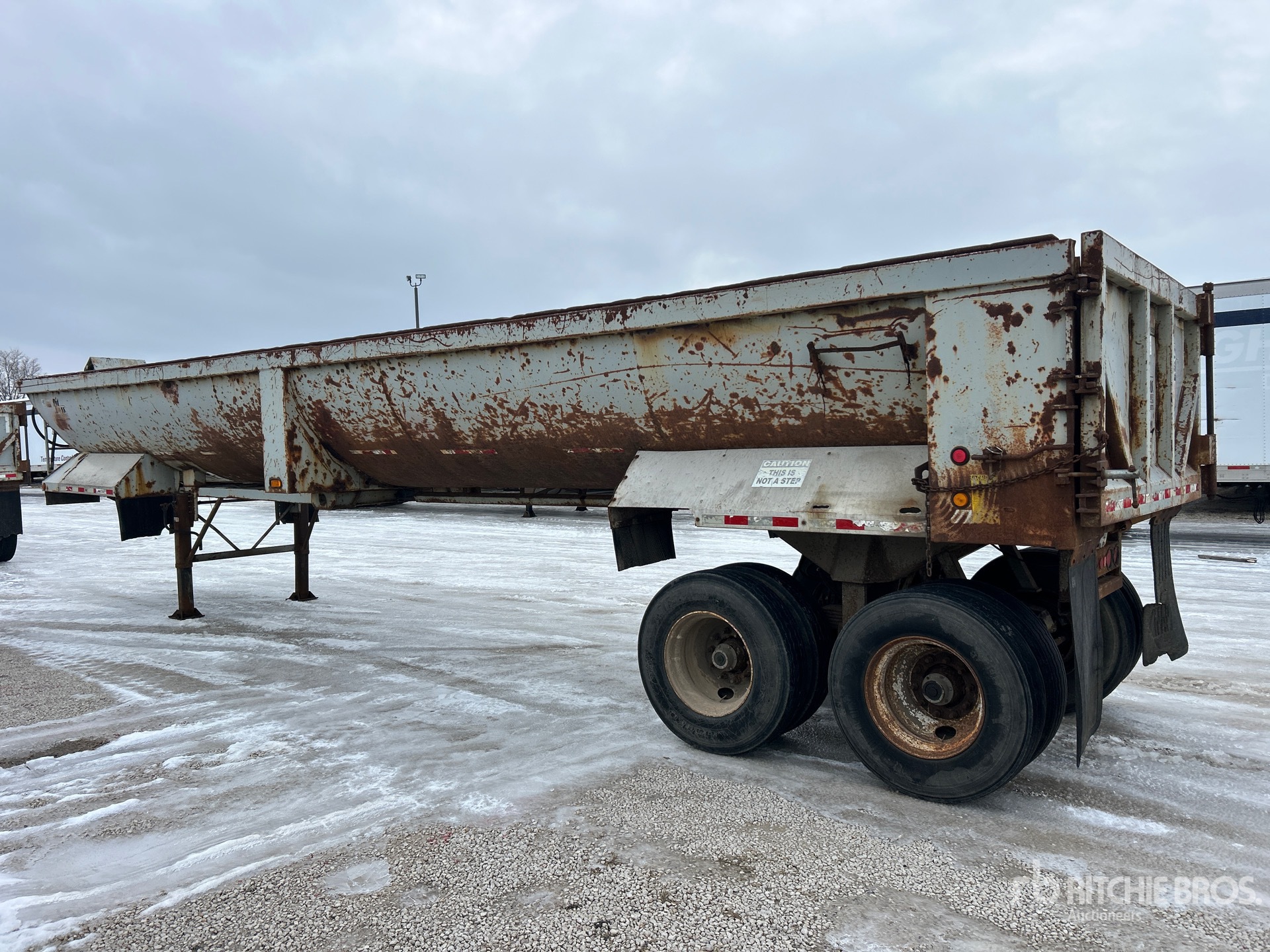 Aspect général with Image, coin arrière gauche