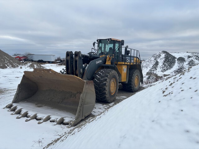 2016 John Deere 944K Wheel Loader