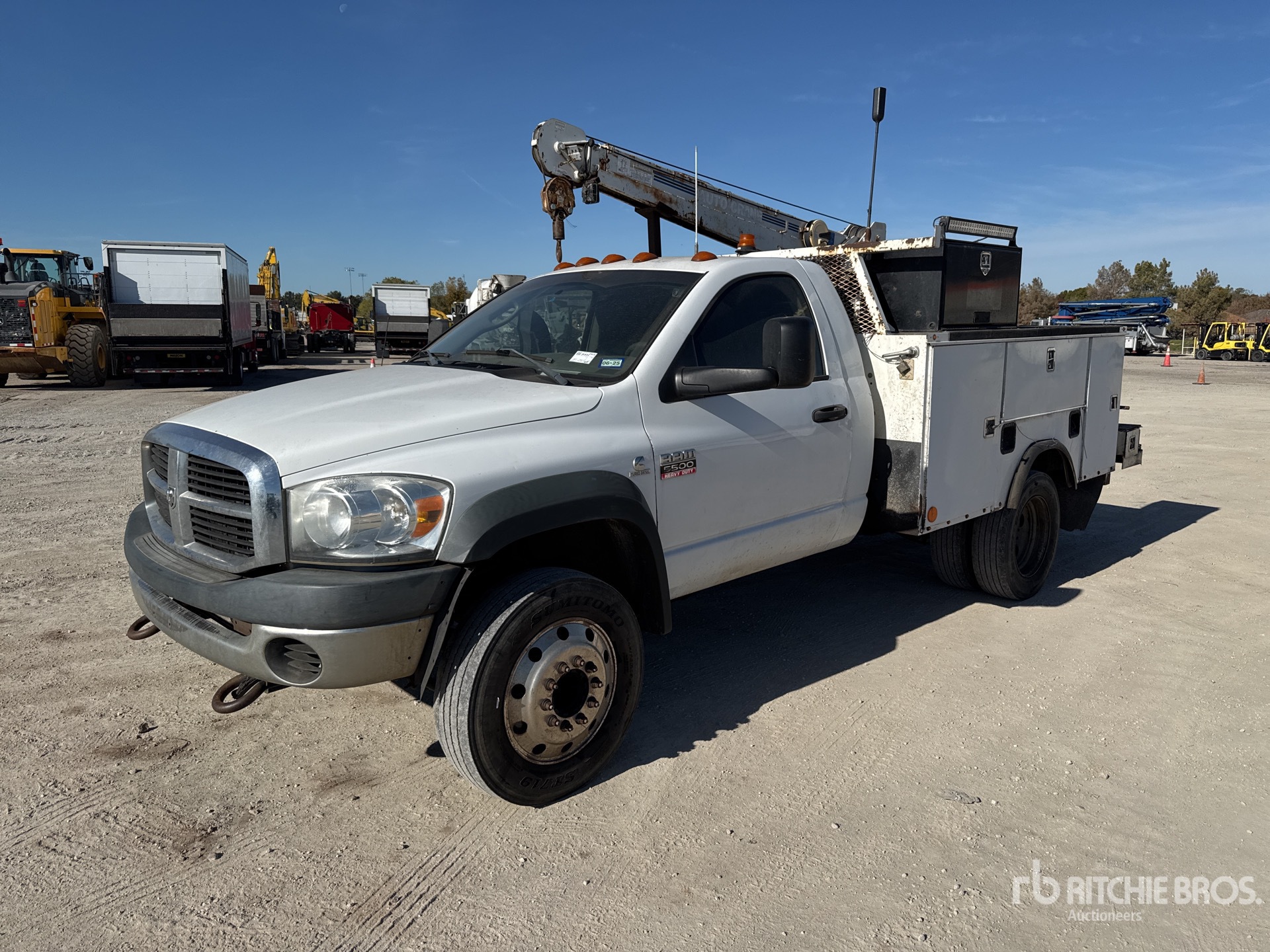 General Appearance with Foto, angolo anteriore sinistro