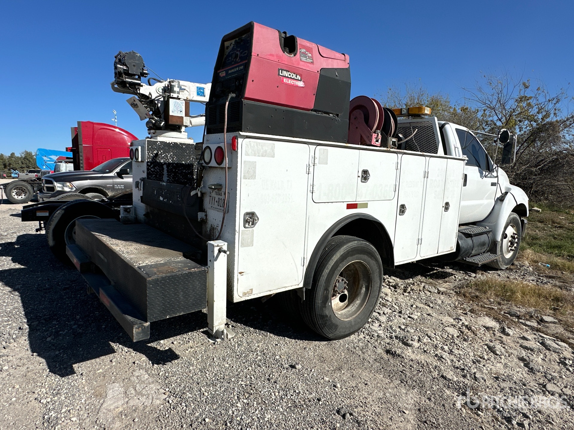 General Appearance with Picture, Right Rear Corner