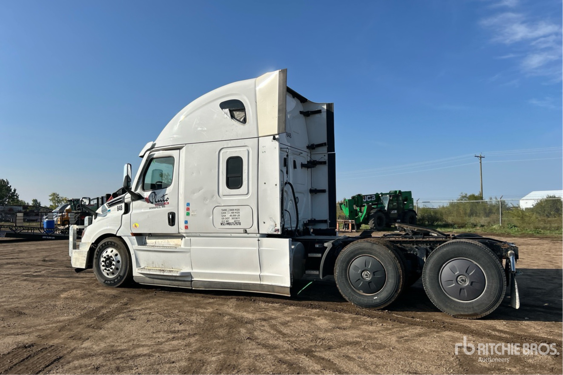 Aspect général with Image, coin arrière gauche