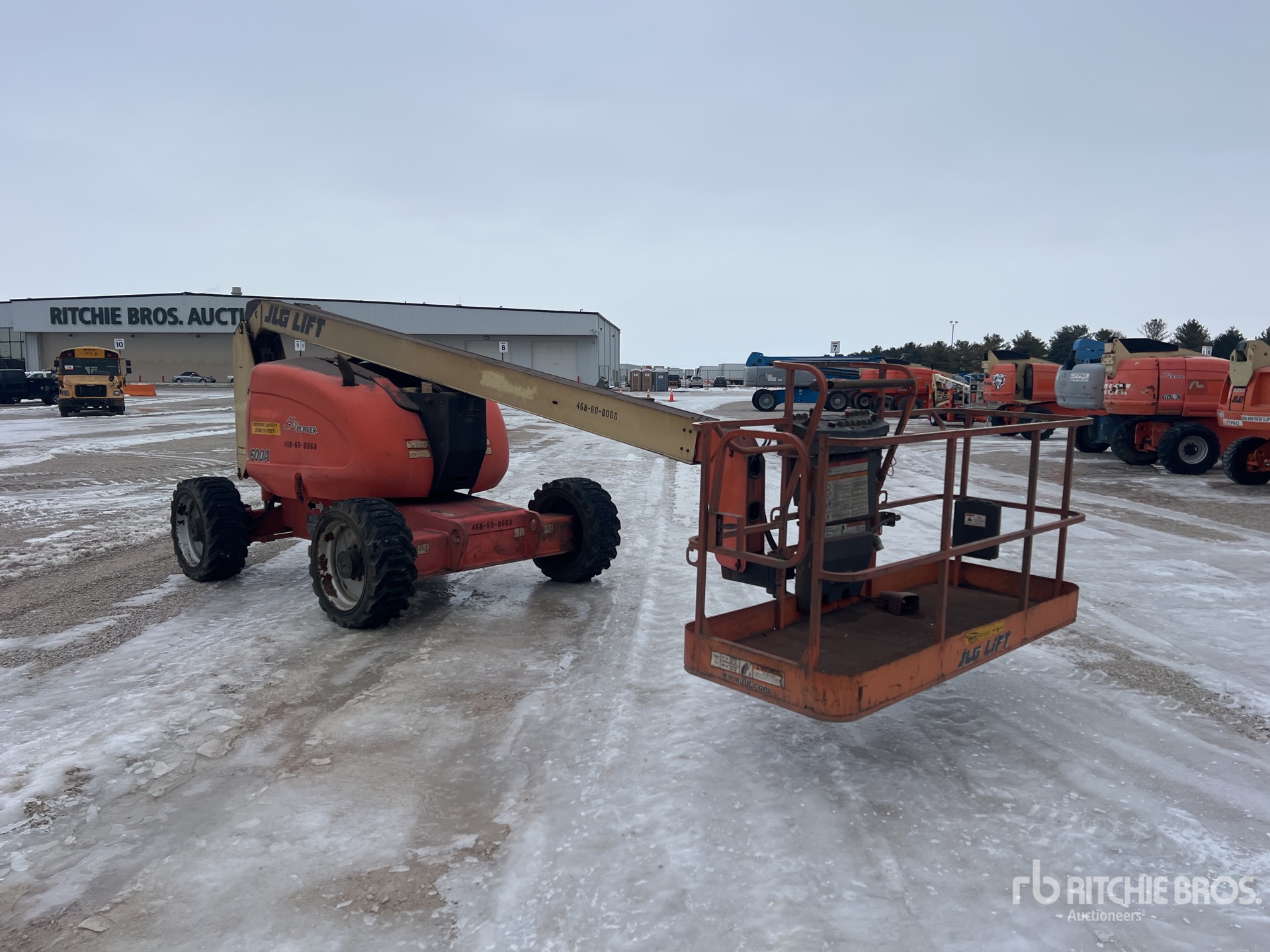 Aspect général with Image, coin avant droit