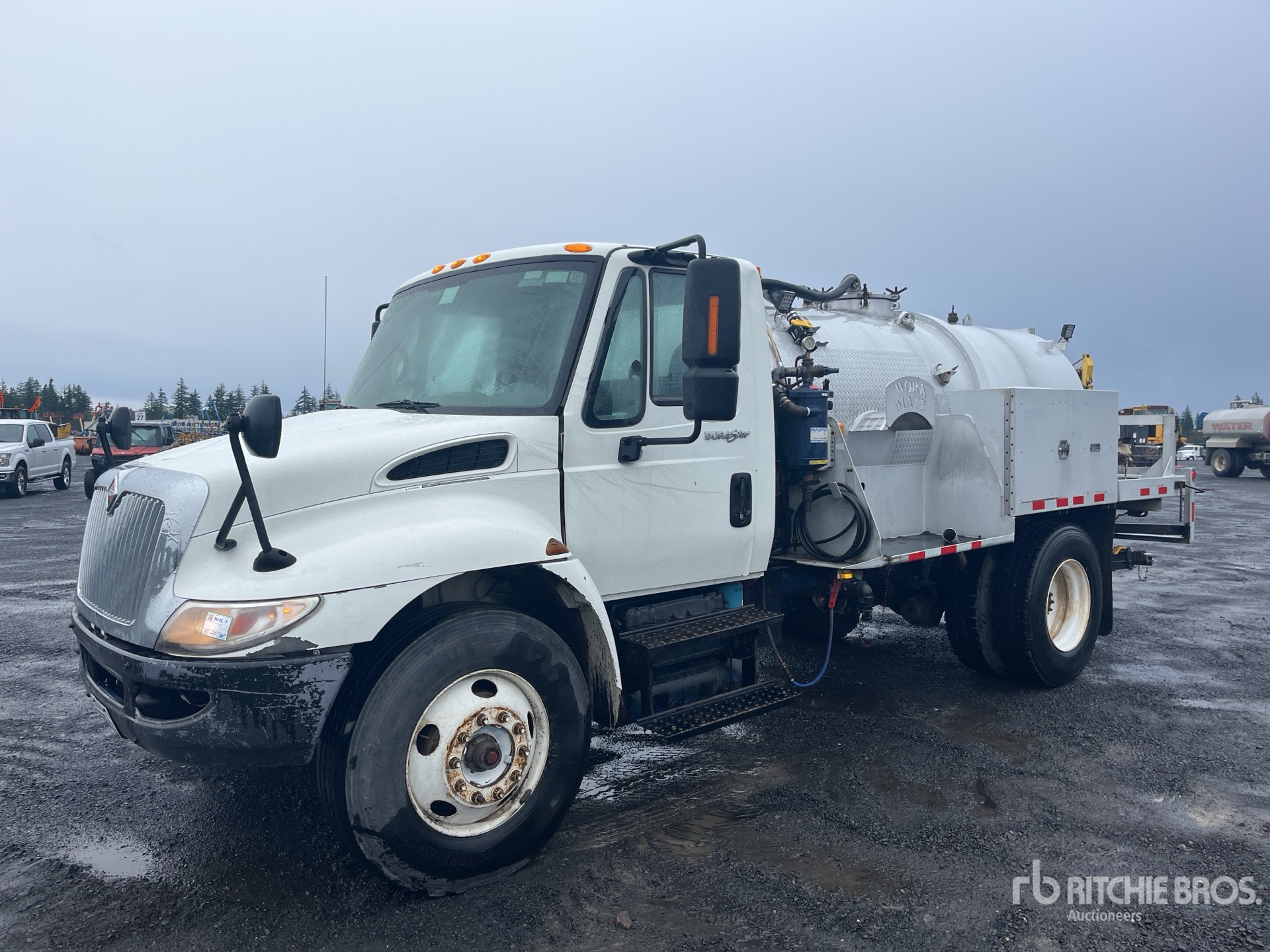 General Appearance with Featured Photo