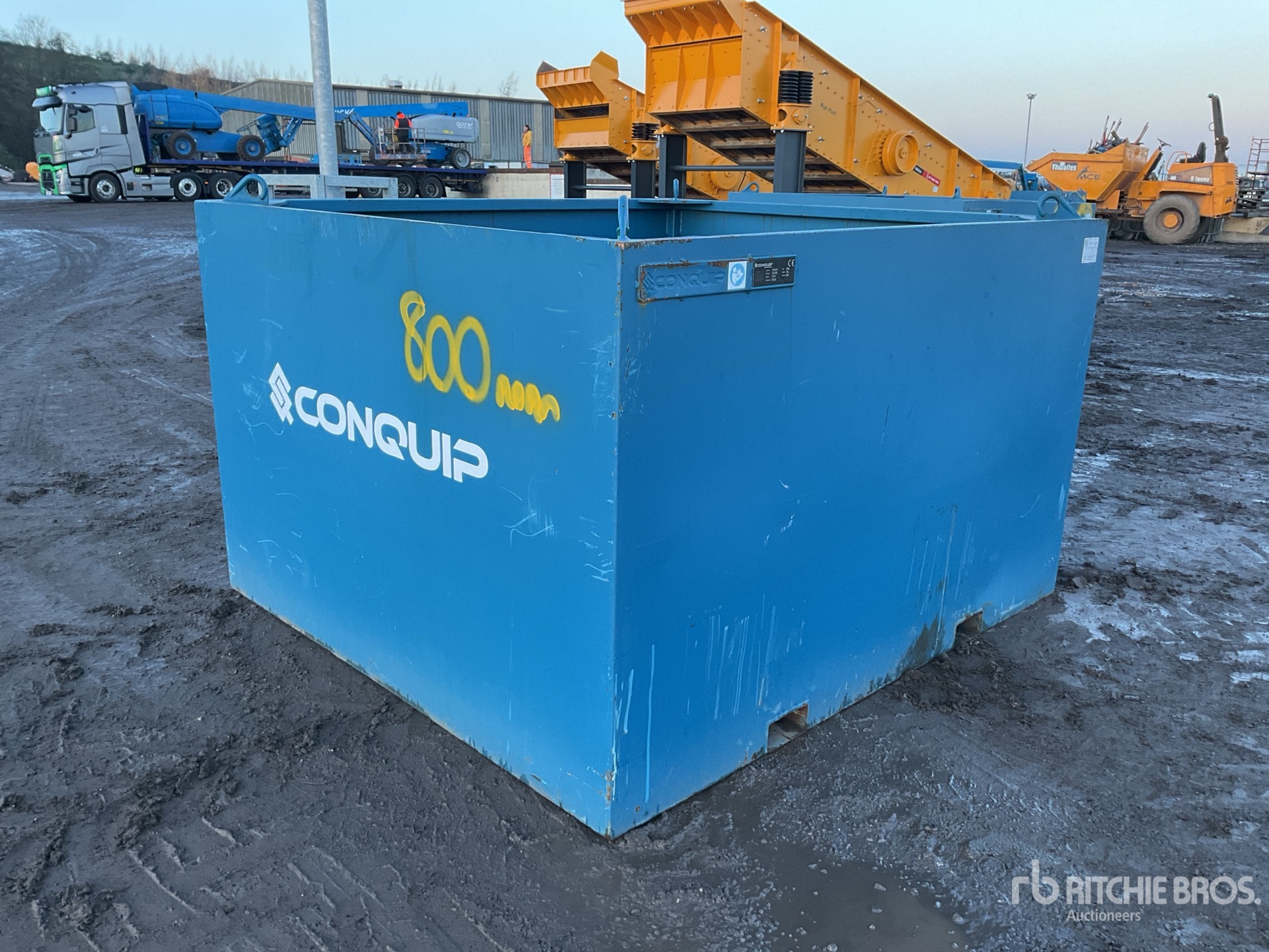 General Appearance with Picture, Right Front Corner