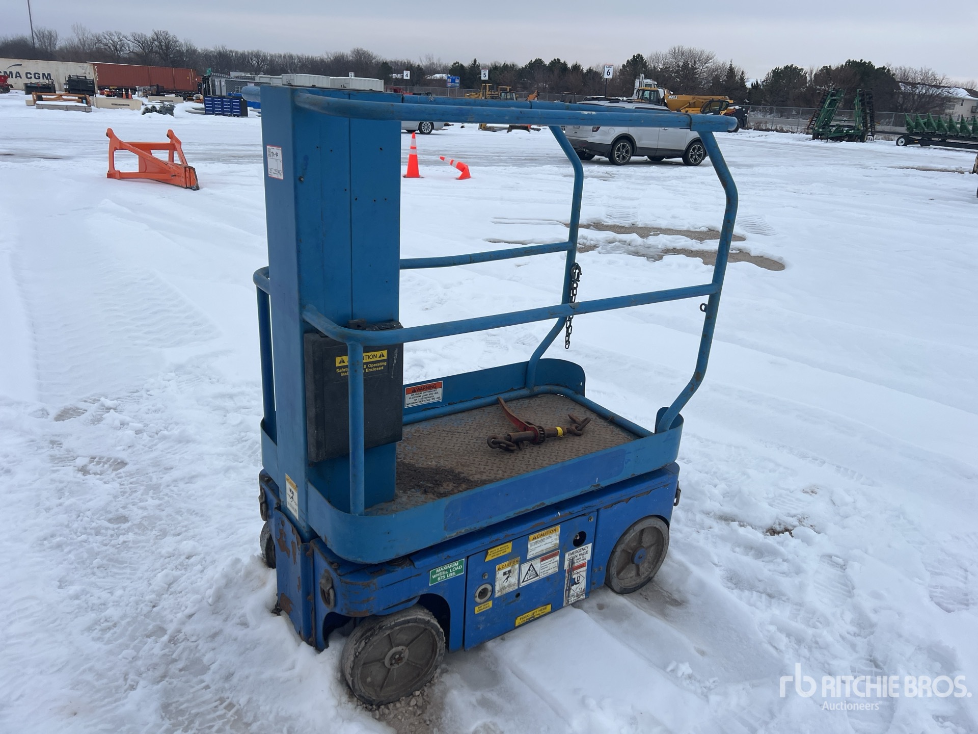 Aspect général with Image, coin arrière droit