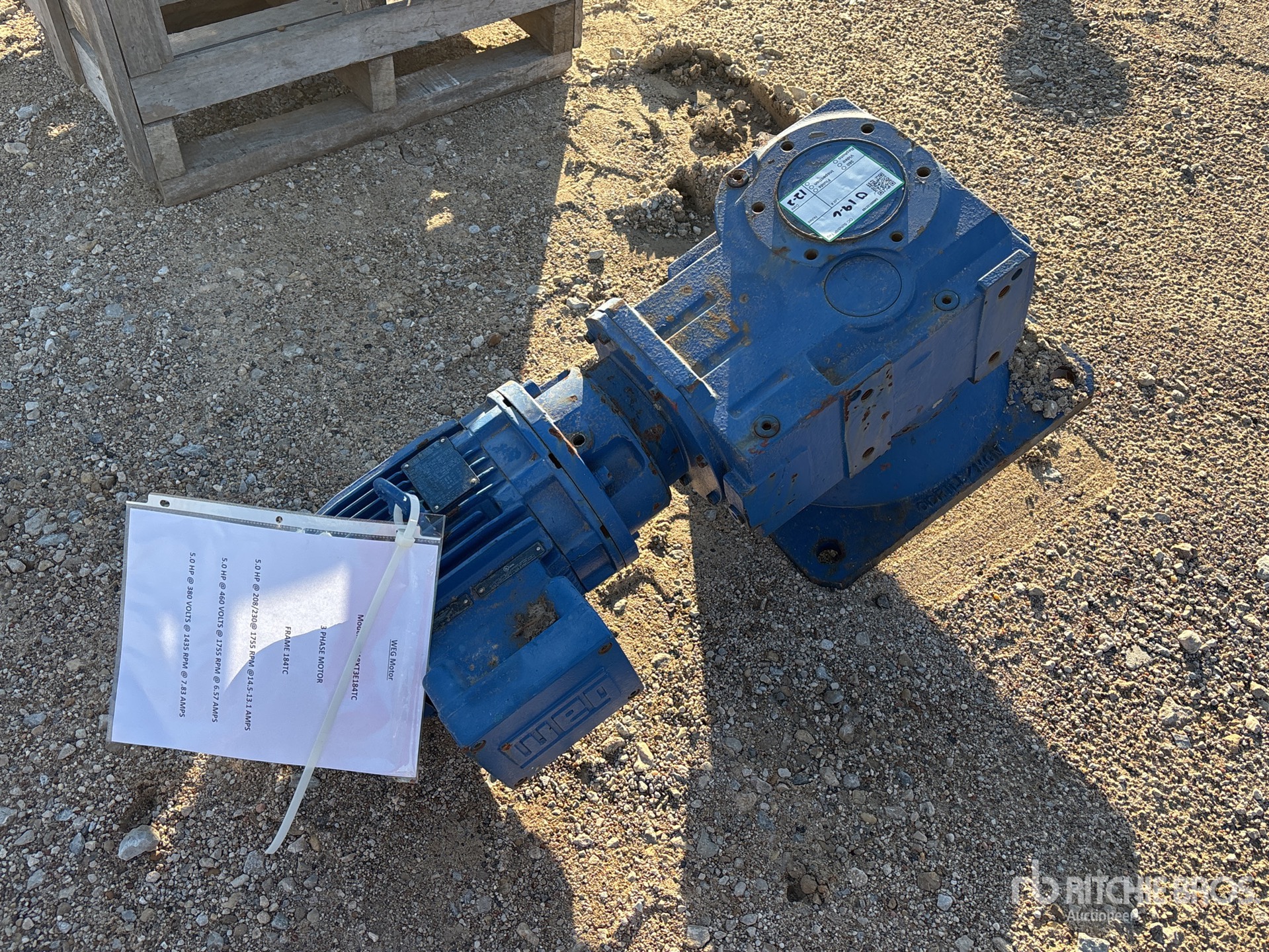 General Appearance with Picture, Left Rear Corner