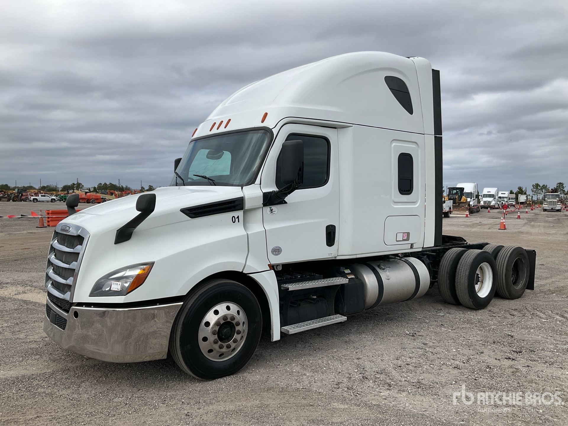 General Appearance with Featured Photo