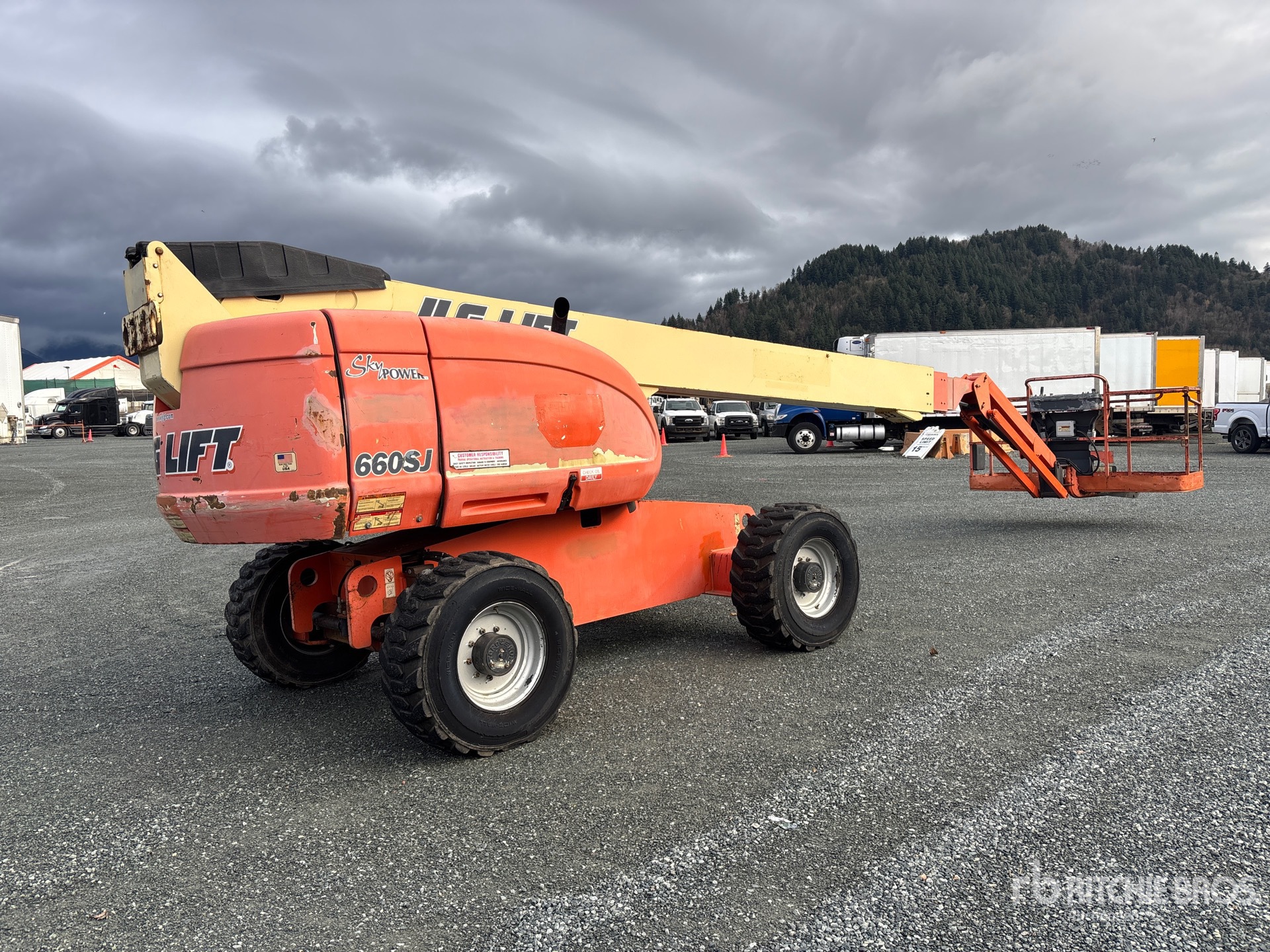 General Appearance with Picture, Right Rear Corner